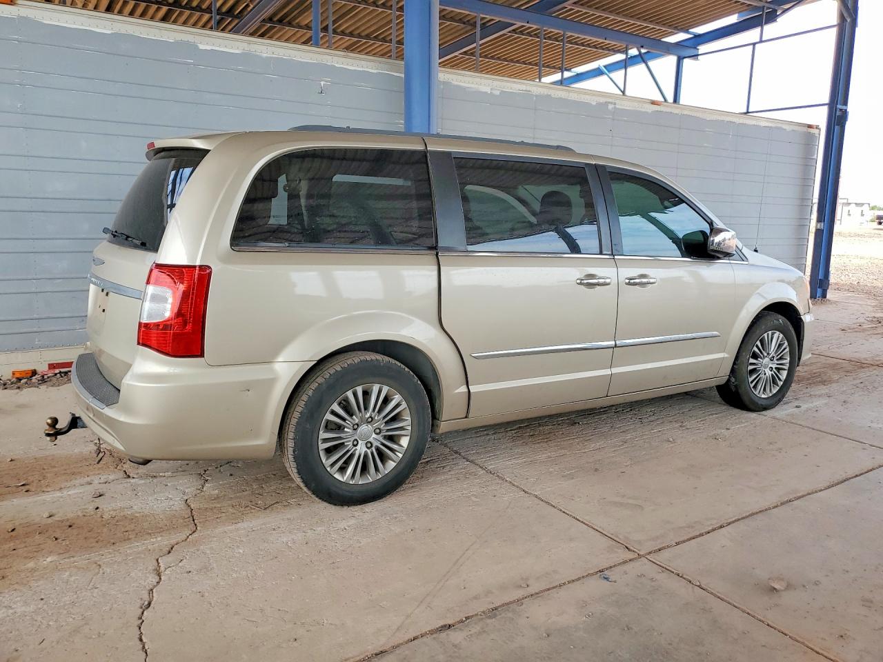 2013 Chrysler Town & Country Touring L Gold vin: 2C4RC1CG8DR564522