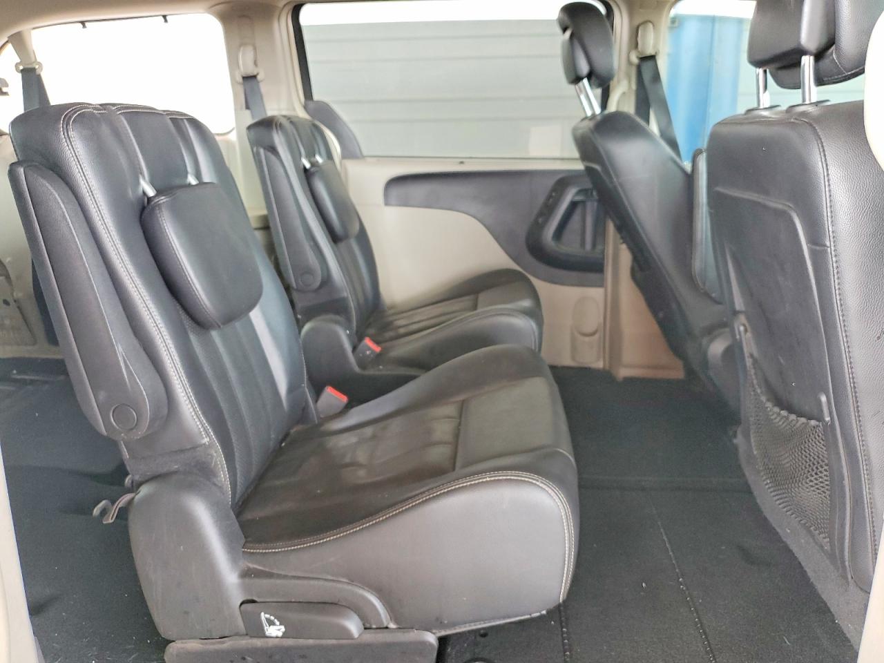 2013 Chrysler Town & Country Touring L Gold vin: 2C4RC1CG8DR564522