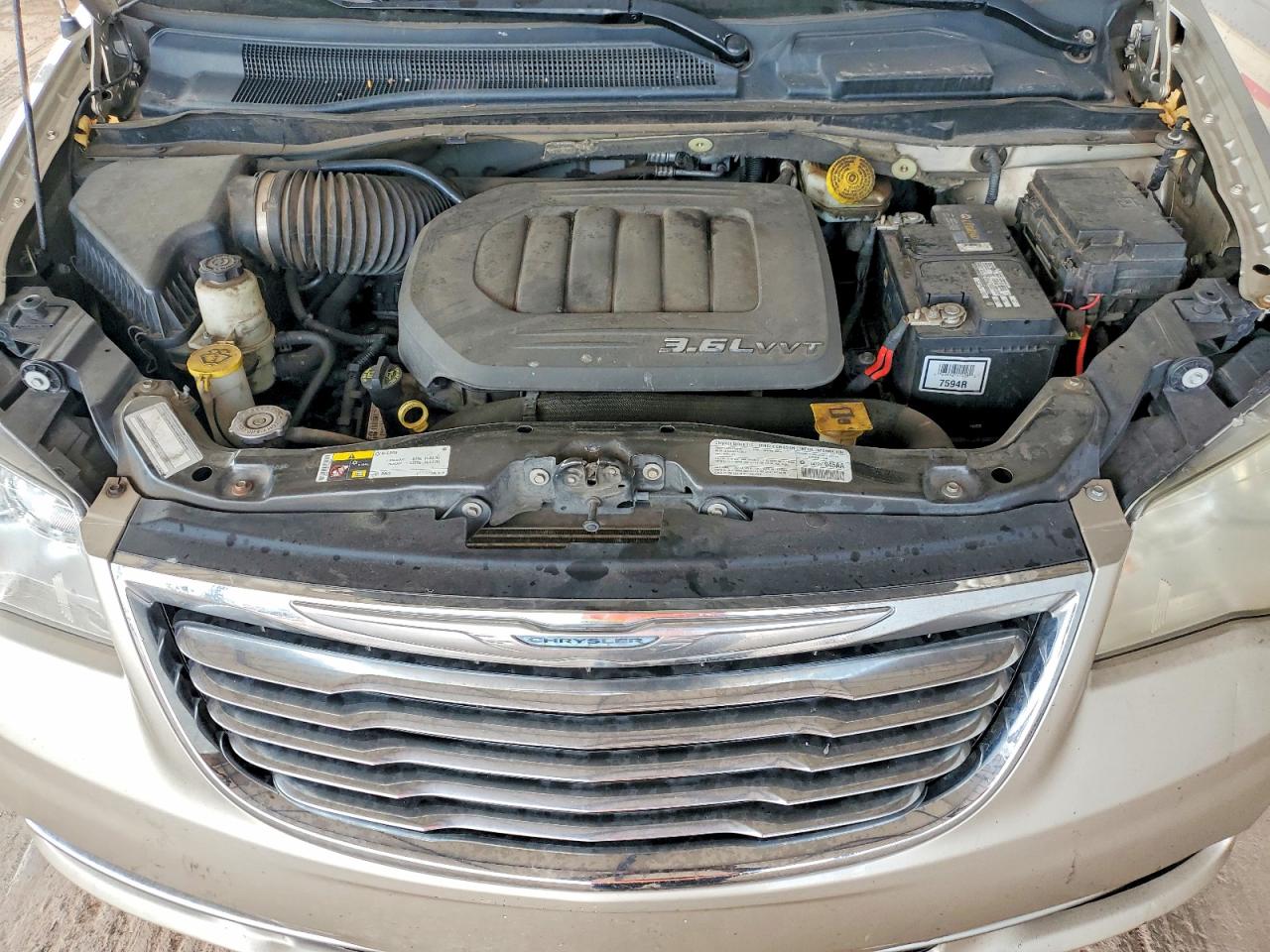 2013 Chrysler Town & Country Touring L Gold vin: 2C4RC1CG8DR564522
