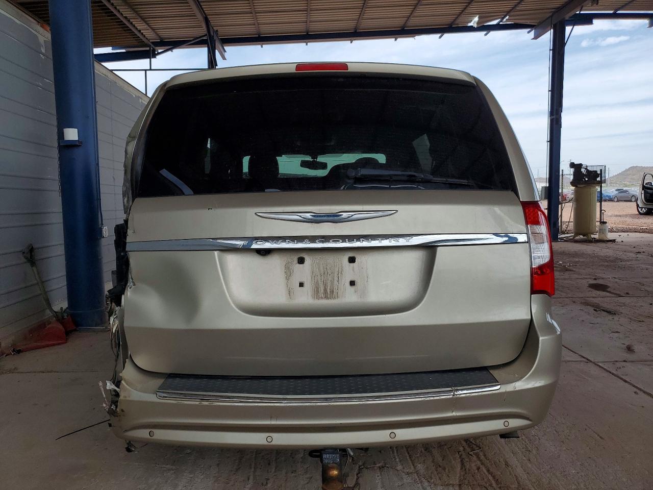 2013 Chrysler Town & Country Touring L Gold vin: 2C4RC1CG8DR564522