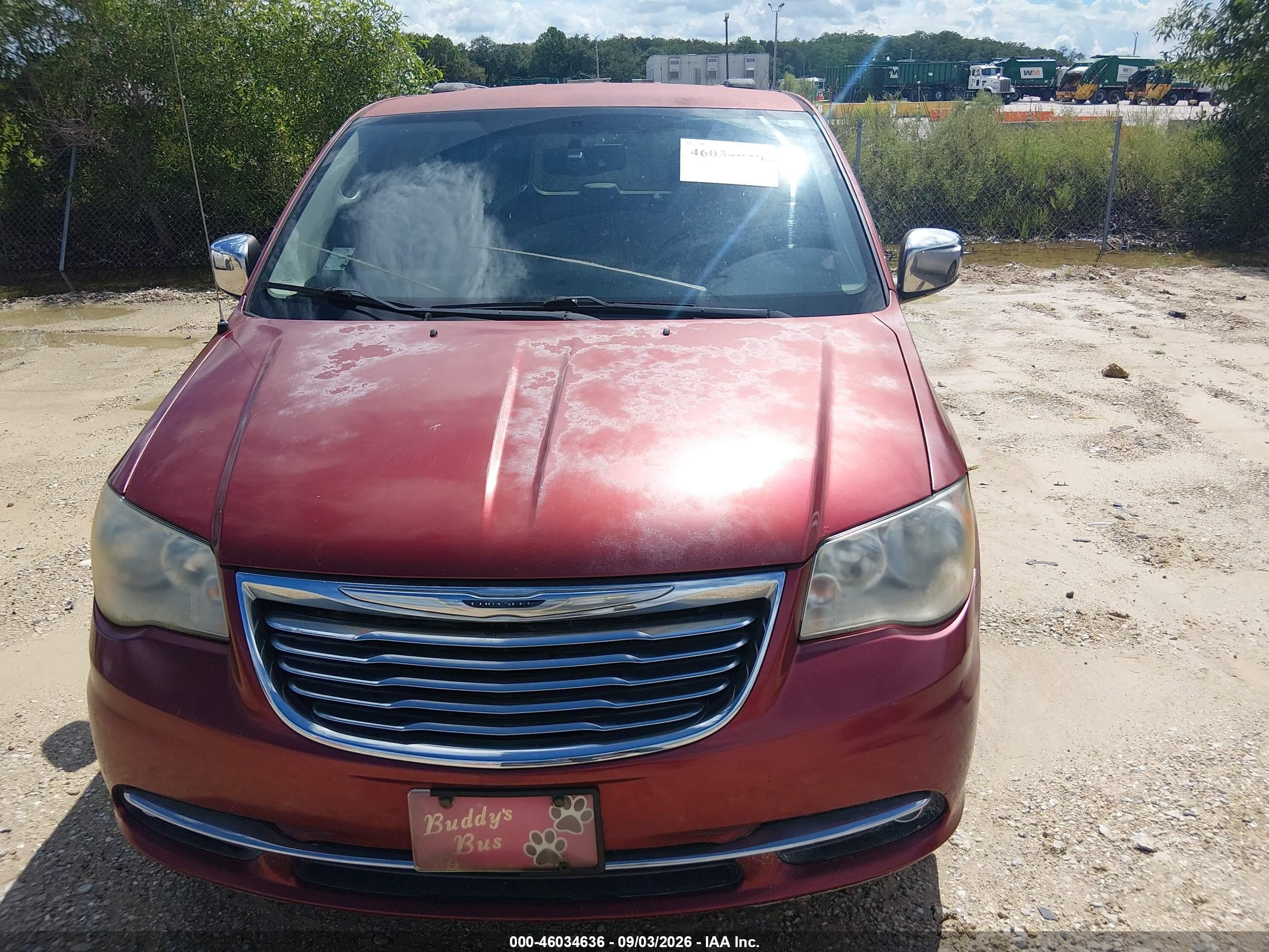 2013 Chrysler Town & Country Touring-l Red vin: 2C4RC1CG8DR569316