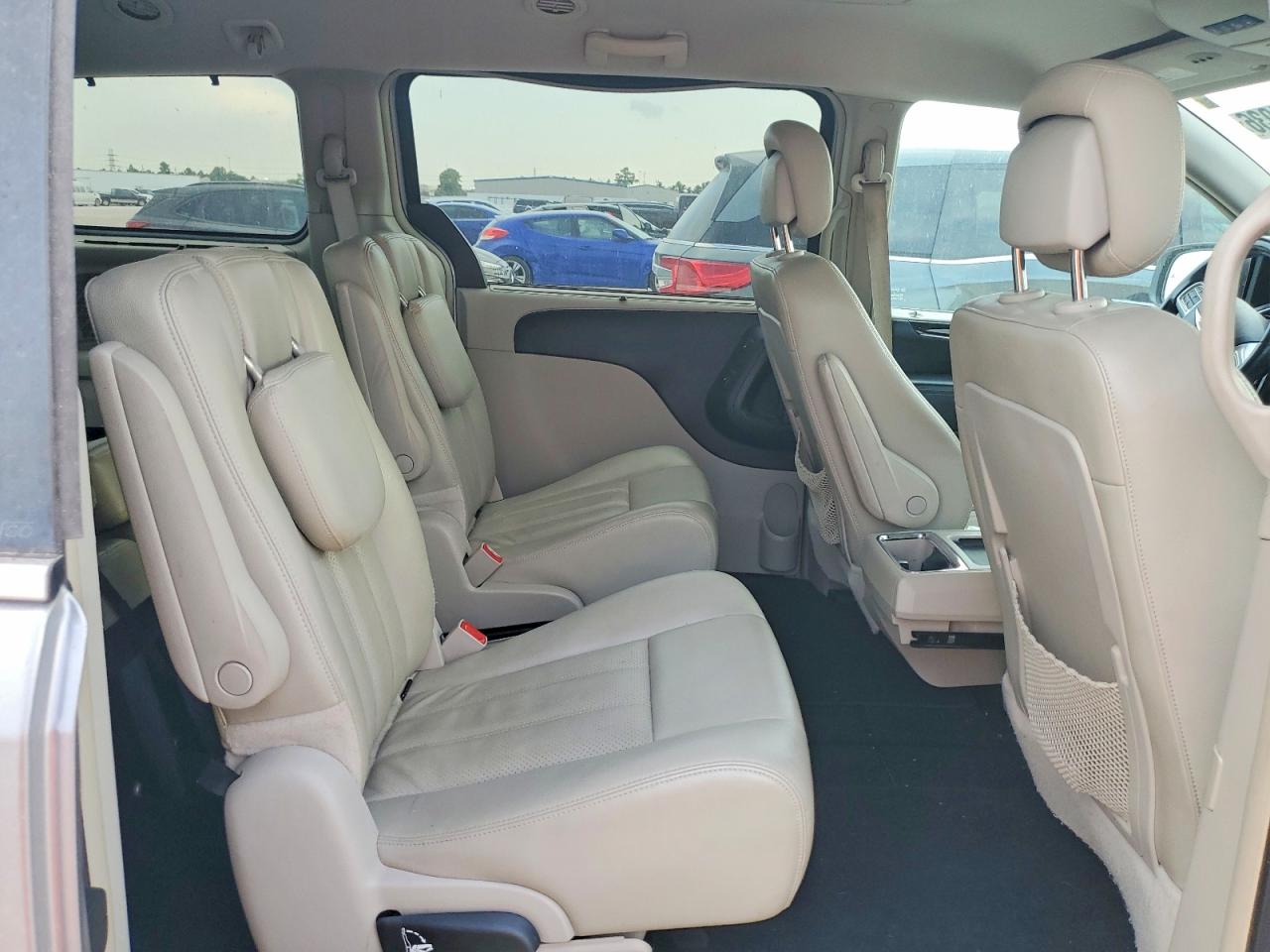 2013 Chrysler Town & Country Touring L Серебряный vin: 2C4RC1CG8DR785344