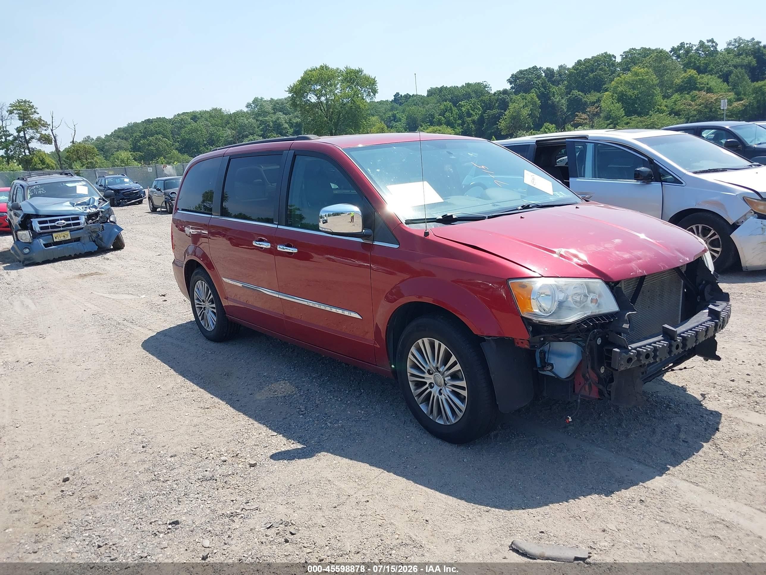 2014 Chrysler Town & Country Touring-l Beige vin: 2C4RC1CG8ER108554