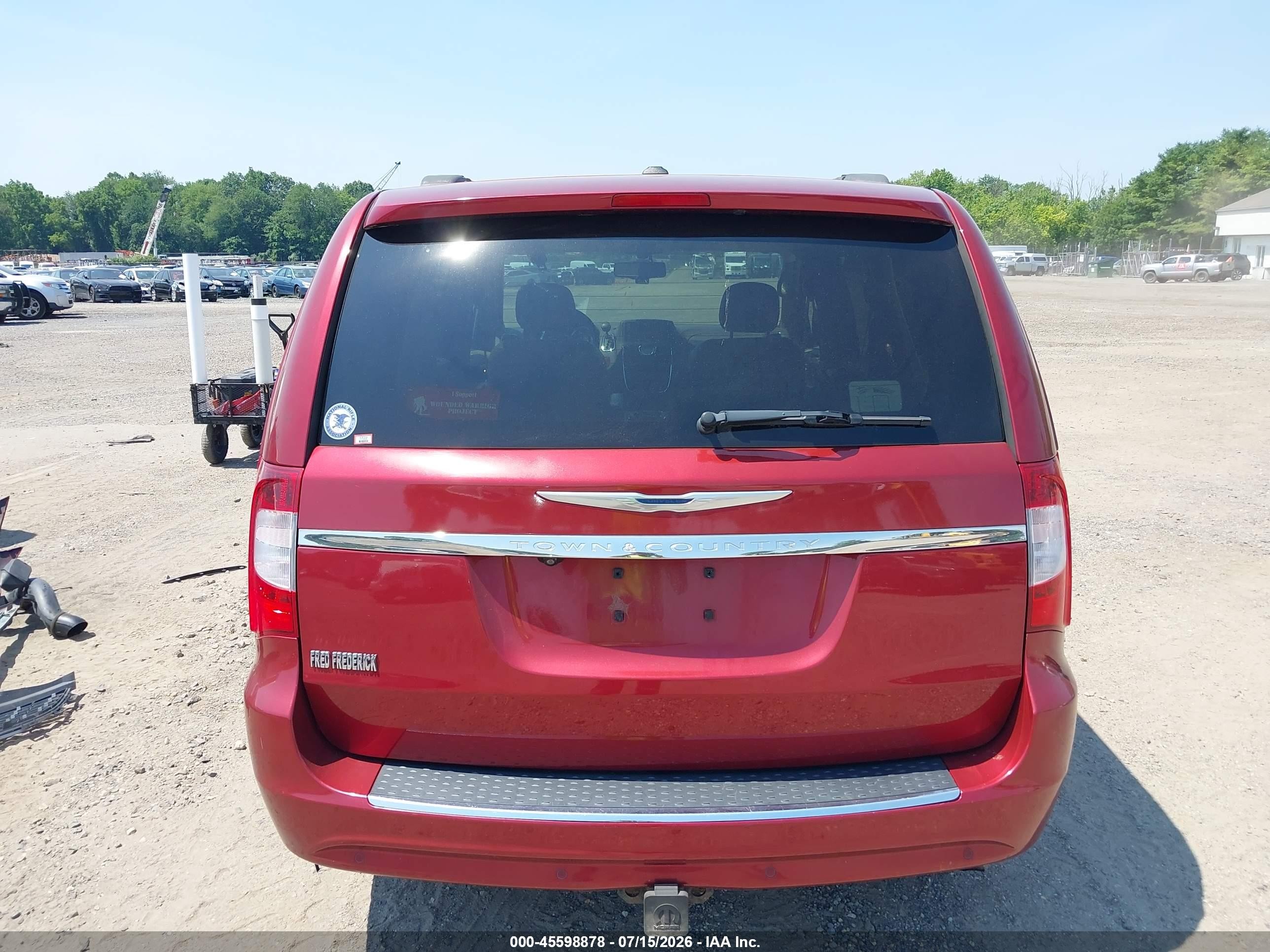 2014 Chrysler Town & Country Touring-l Beige vin: 2C4RC1CG8ER108554