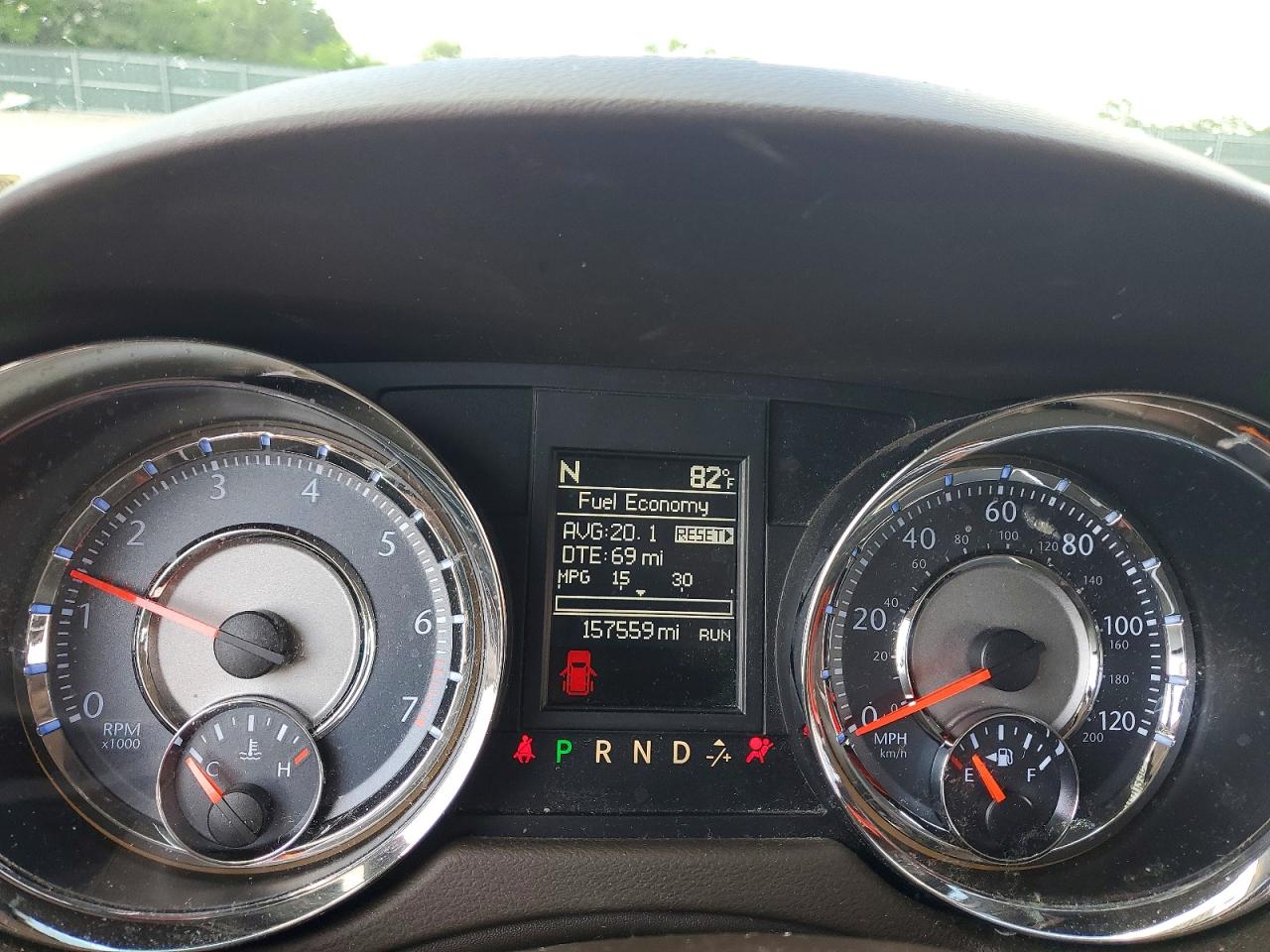 2014 Chrysler Town & Country Touring L Red vin: 2C4RC1CG8ER257207
