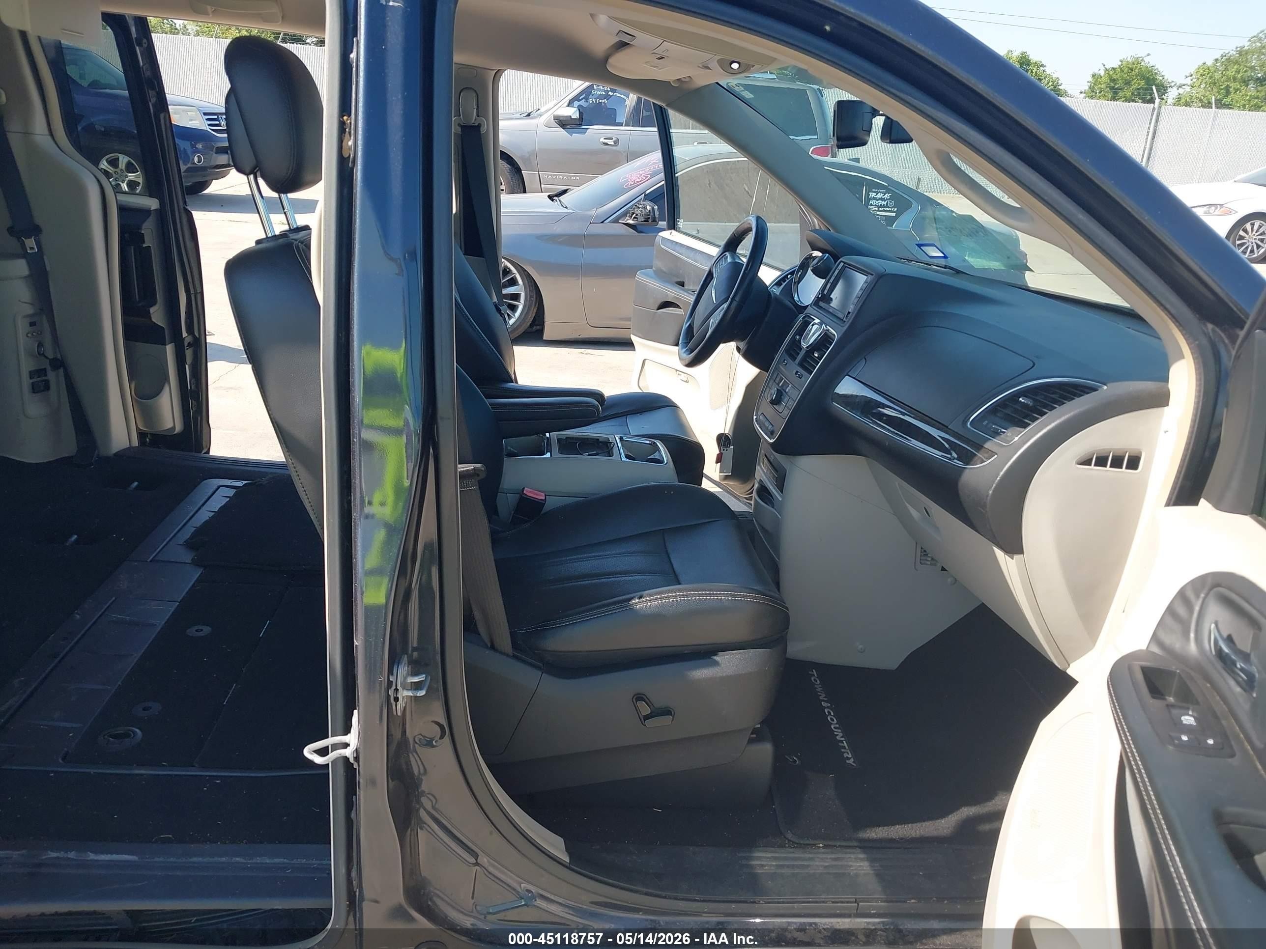 2014 Chrysler Town & Country Touring-l Blue vin: 2C4RC1CG8ER454006
