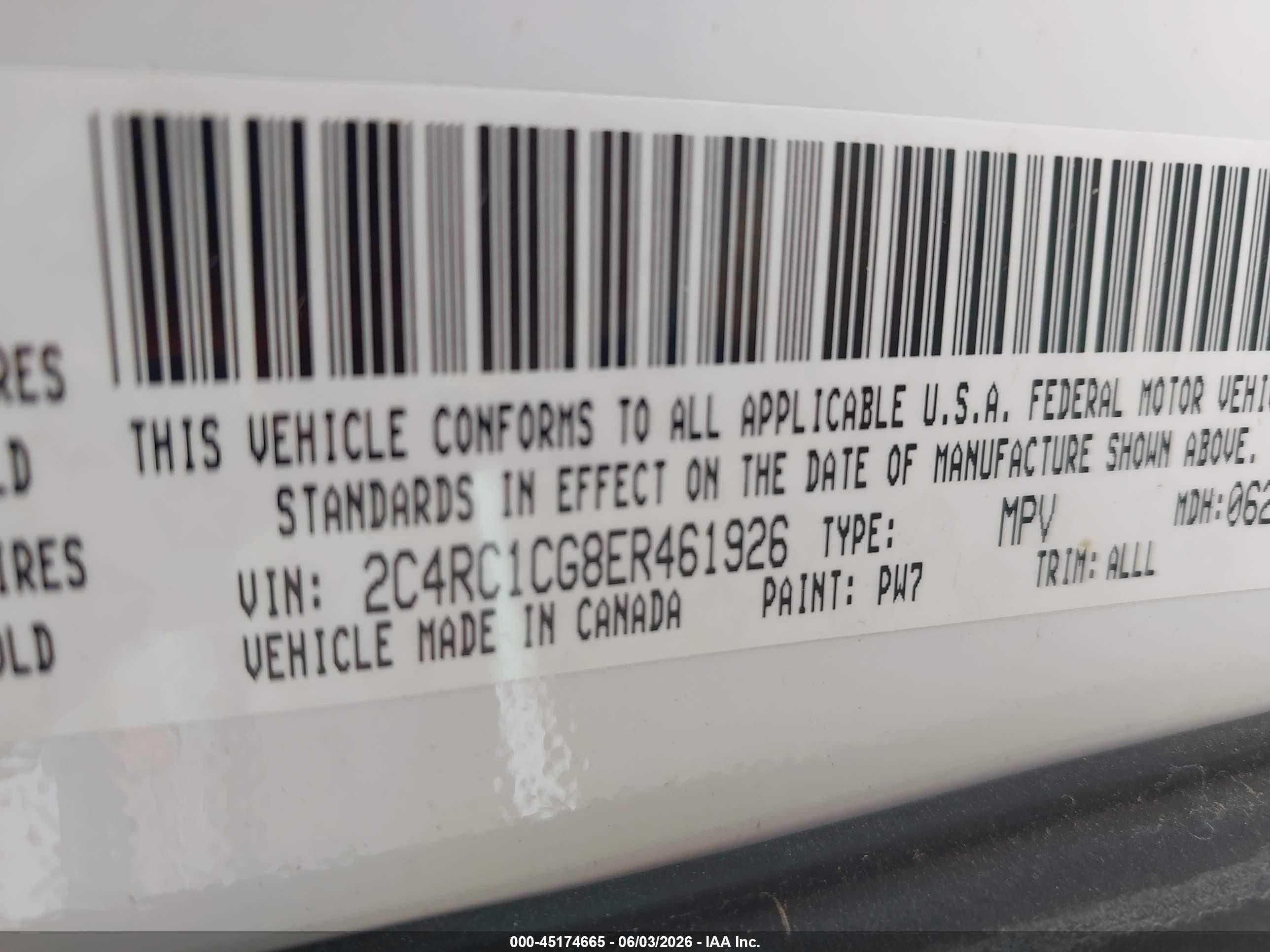 2014 Chrysler Town & Country Touring-l White vin: 2C4RC1CG8ER461926