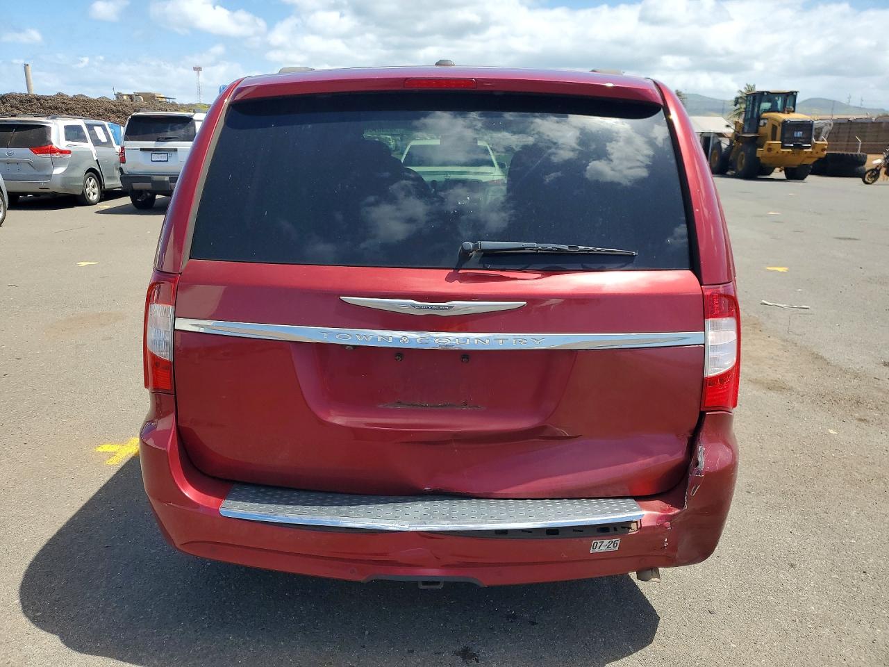 2014 Chrysler Town & Country Touring L Red vin: 2C4RC1CG8ER464177