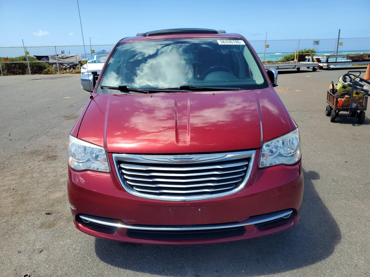 2014 Chrysler Town & Country Touring L Red vin: 2C4RC1CG8ER464177