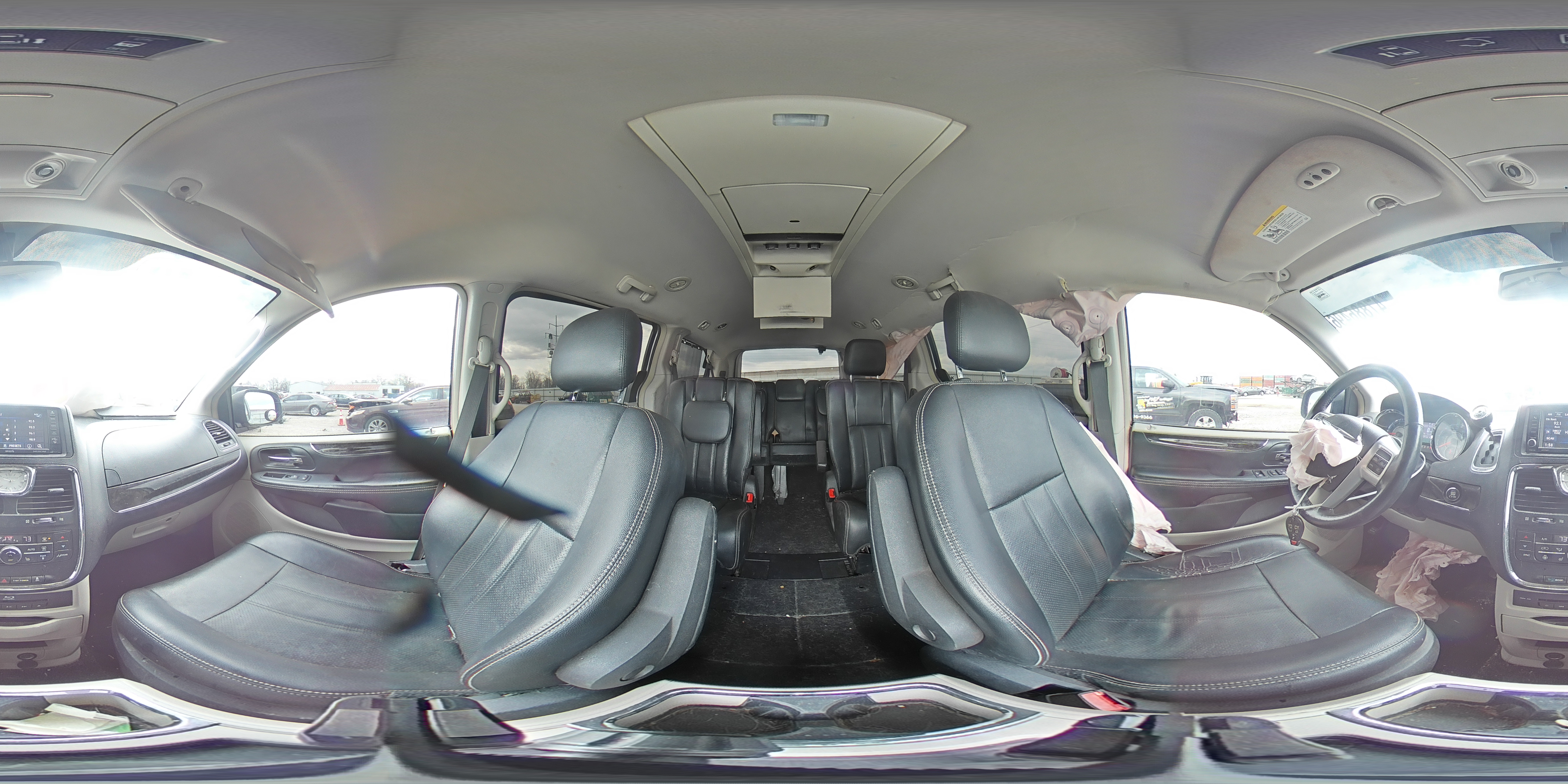 2016 Chrysler Town & Country Touring L Silver vin: 2C4RC1CG8GR304206