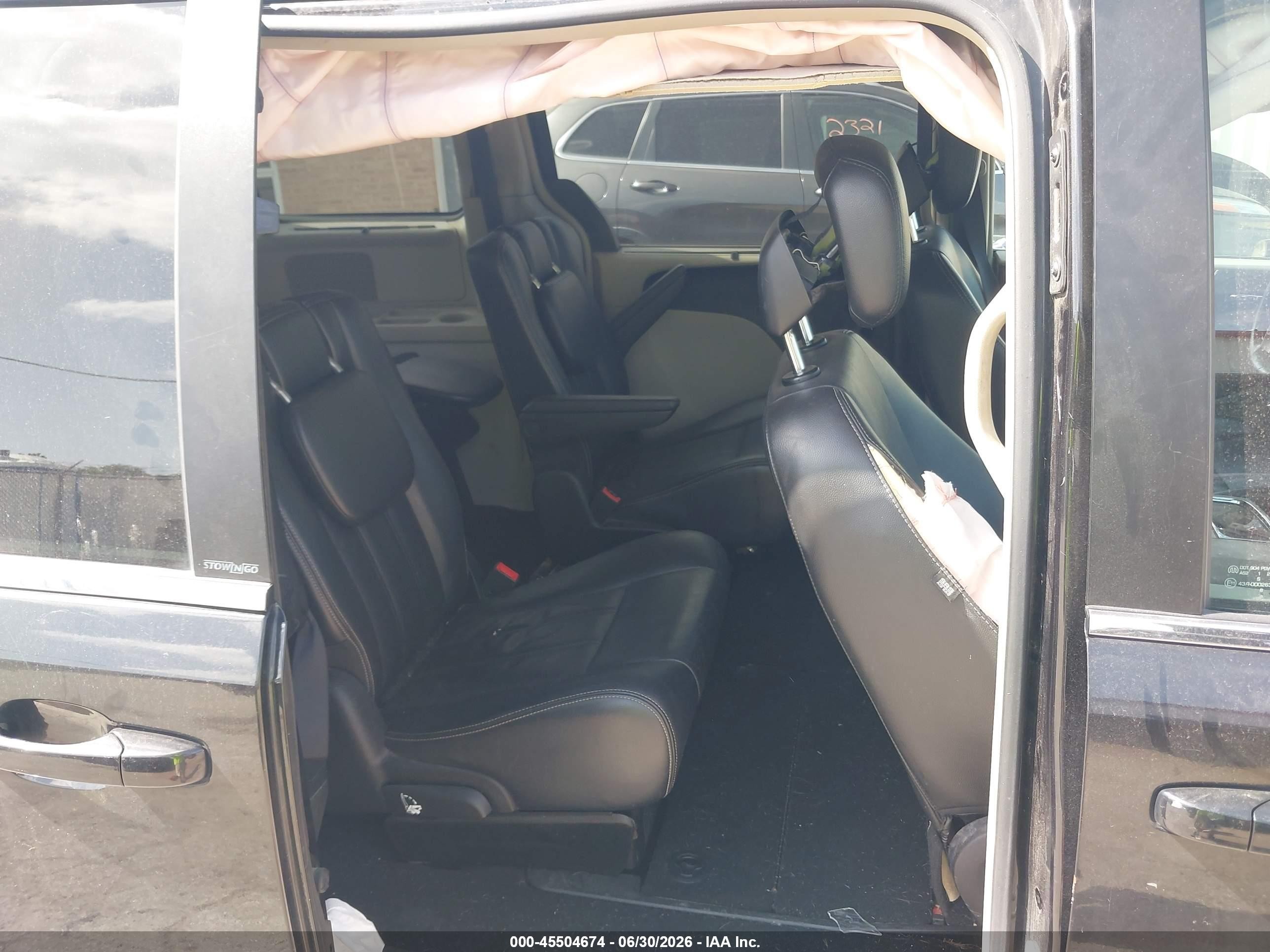 2012 Chrysler Town & Country Touring-l Black vin: 2C4RC1CG9CR144105