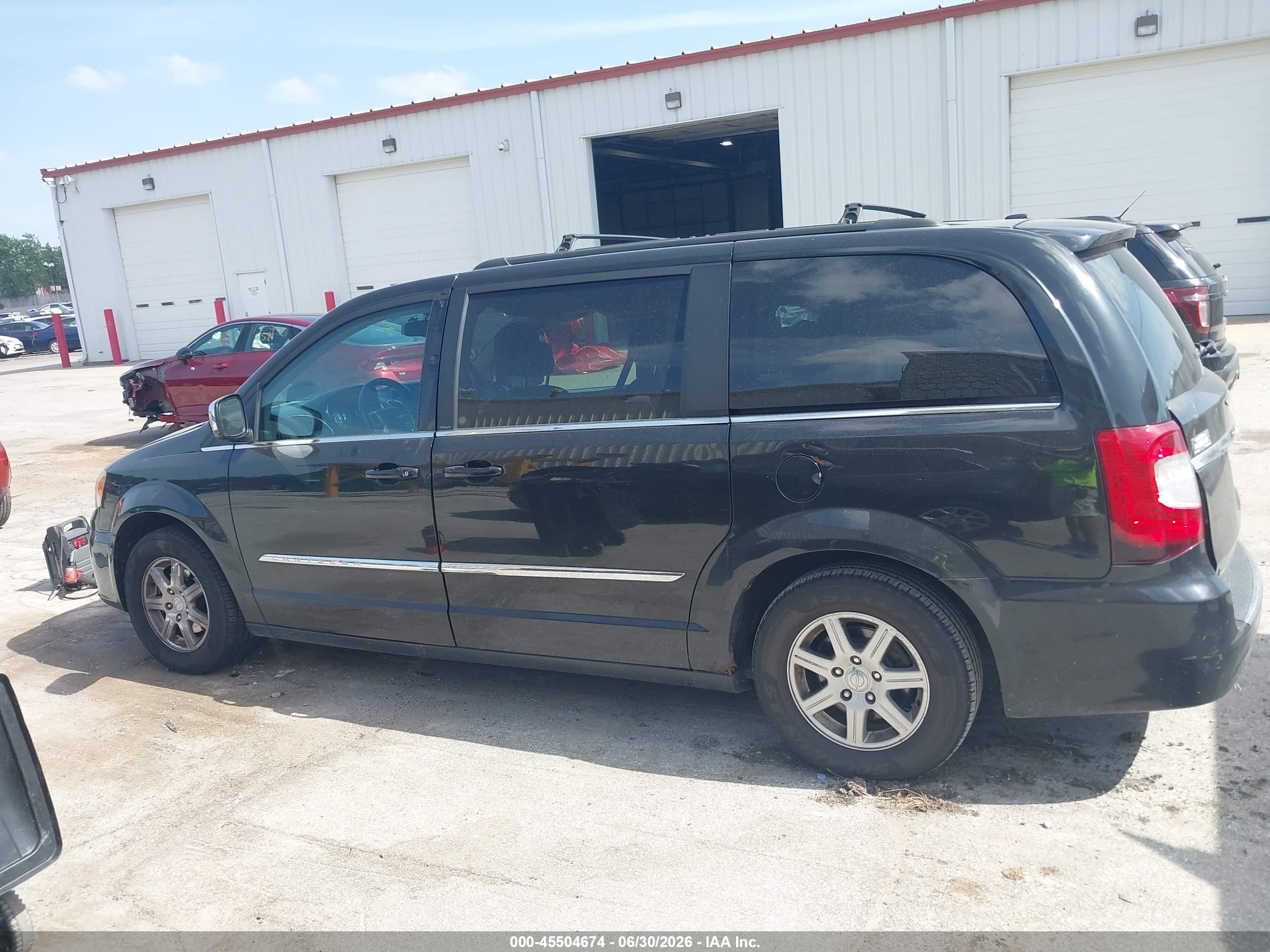 2012 Chrysler Town & Country Touring-l Black vin: 2C4RC1CG9CR144105