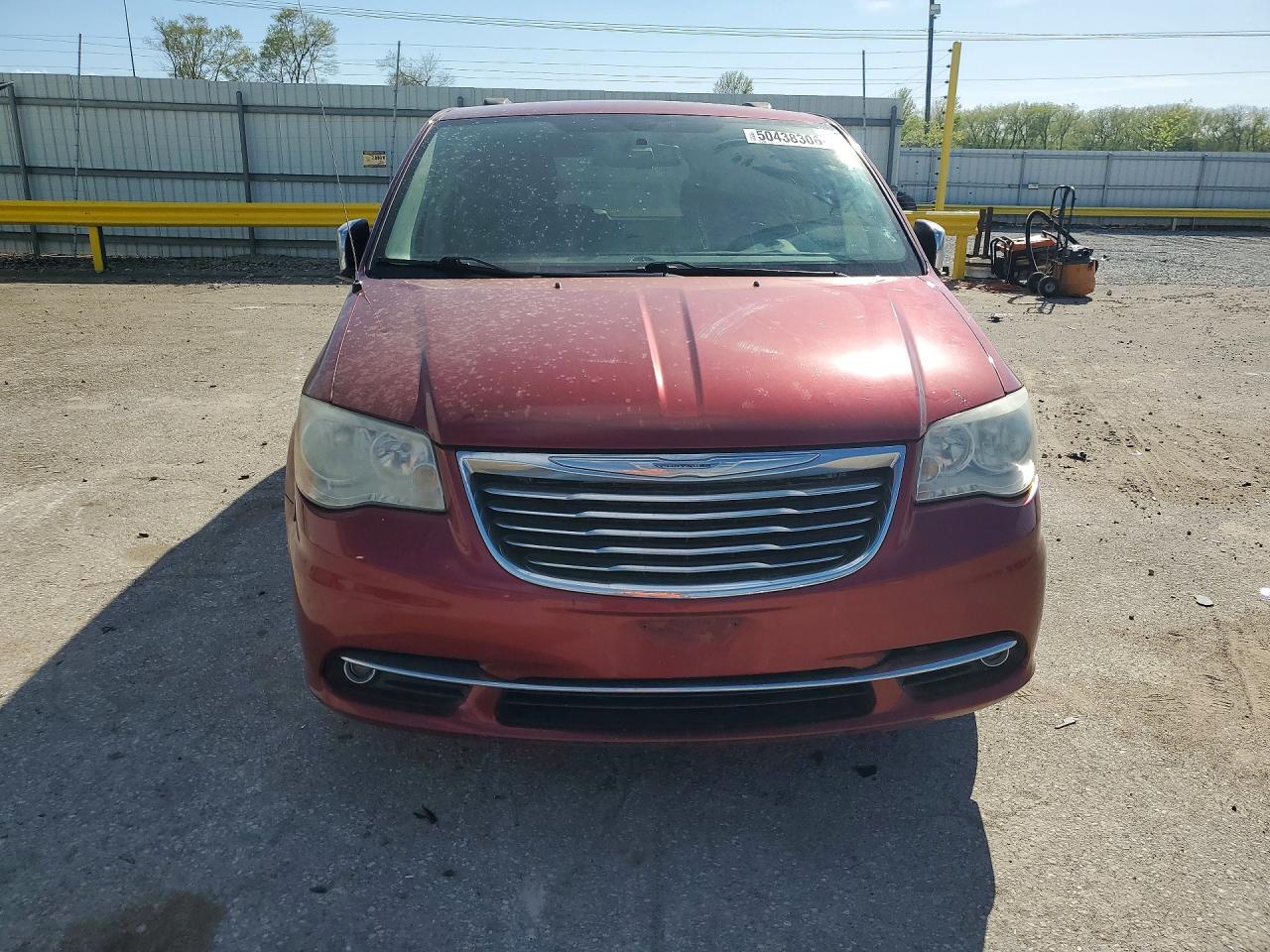 2012 Chrysler Town & Country Touring L Maroon vin: 2C4RC1CG9CR194695