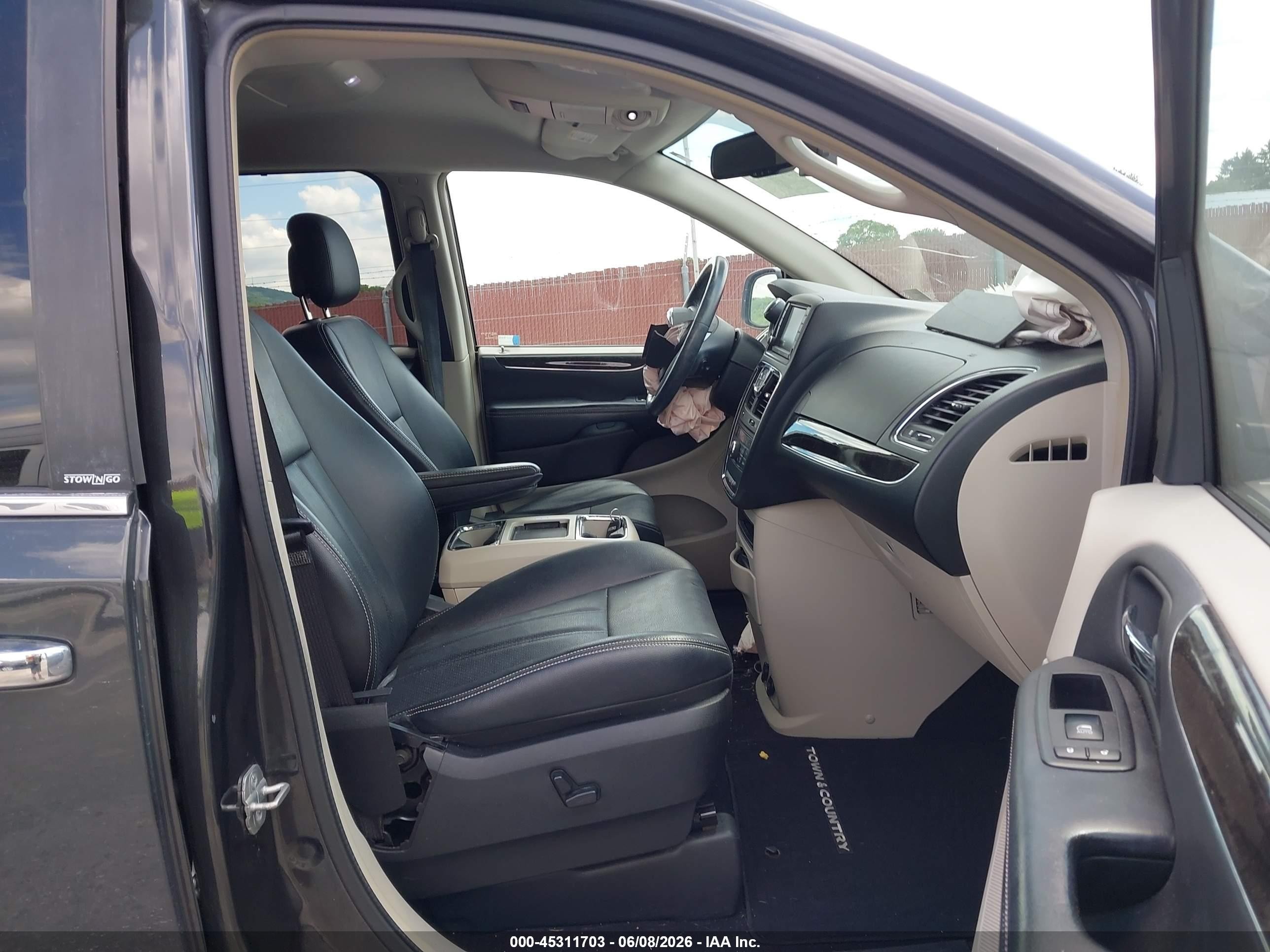 2012 Chrysler Town & Country Touring-l Black vin: 2C4RC1CG9CR260002
