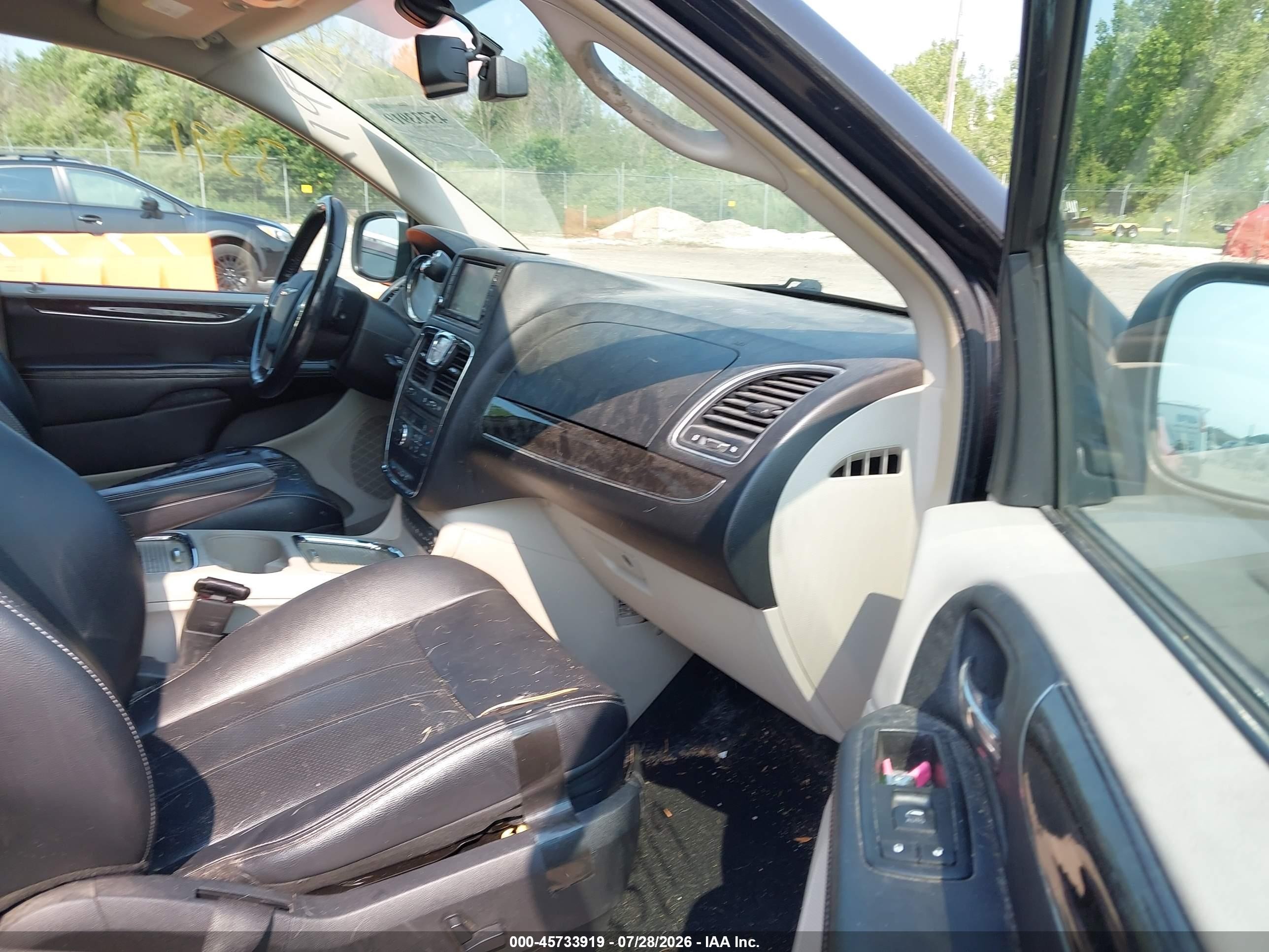 2012 Chrysler Town & Country Touring-l Black vin: 2C4RC1CG9CR413705
