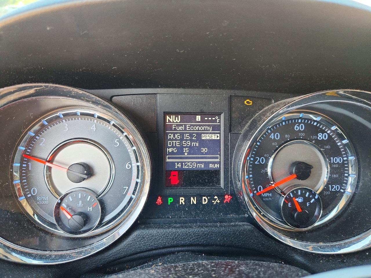 2013 Chrysler Town & Country Touring L White vin: 2C4RC1CG9DR508685