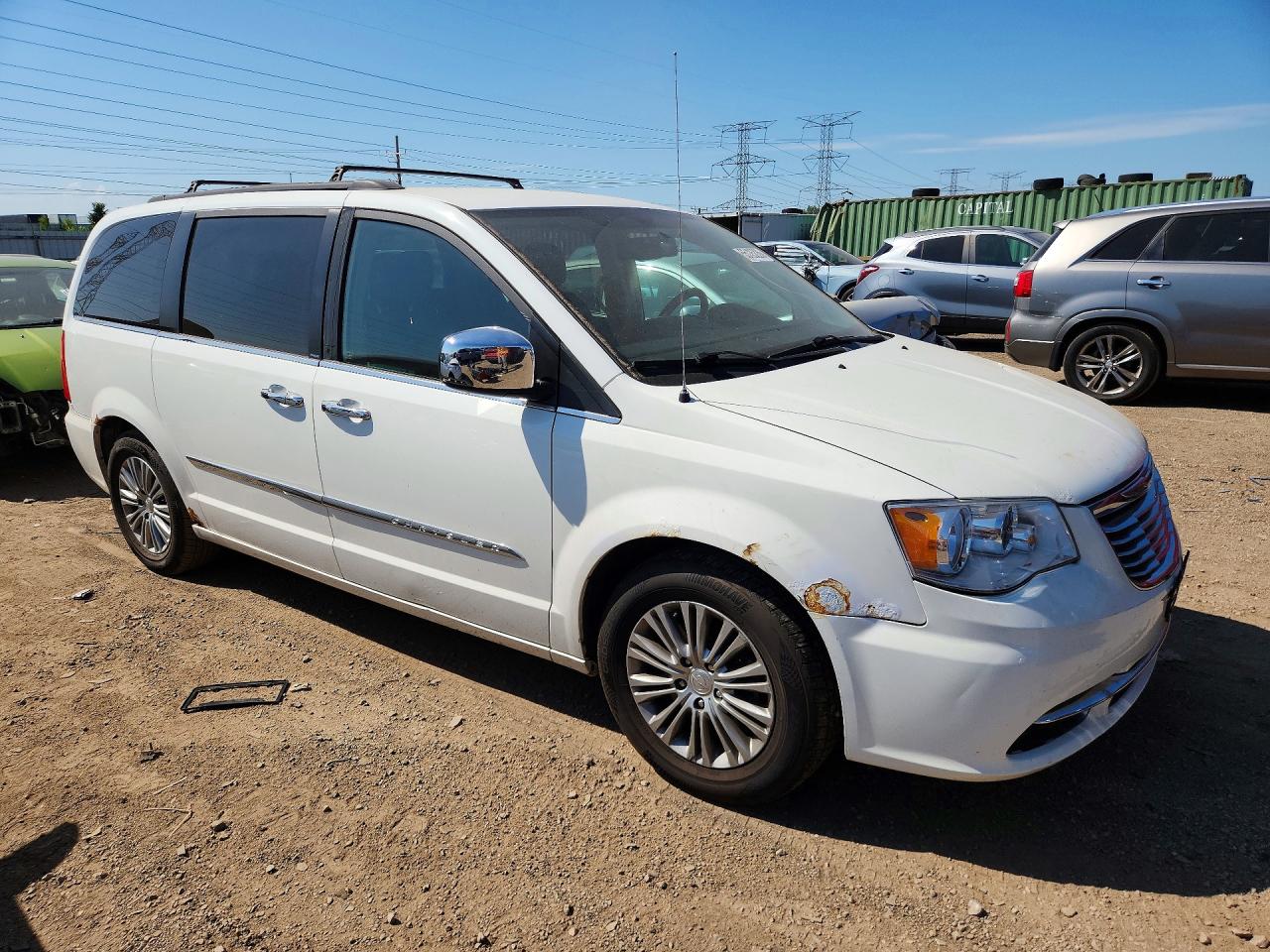 2013 Chrysler Town & Country Touring L White vin: 2C4RC1CG9DR510193