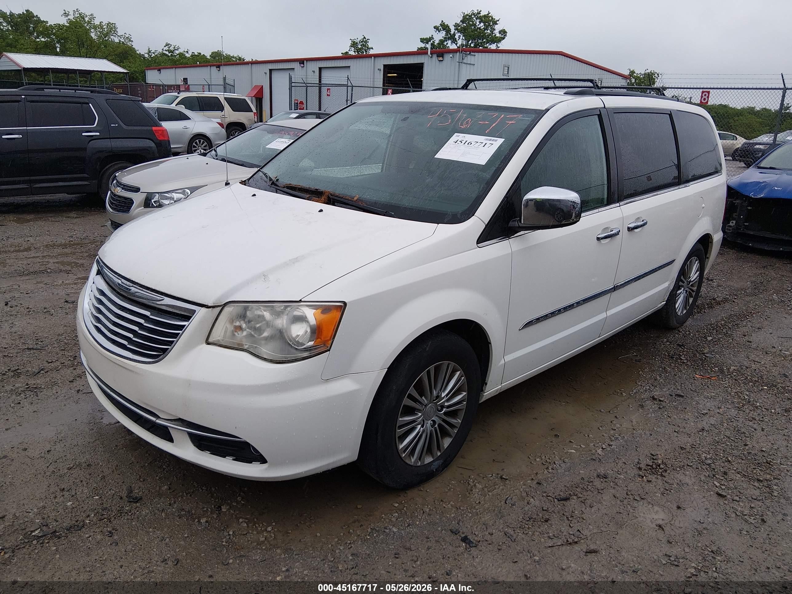 2013 Chrysler Town & Country Touring-l White vin: 2C4RC1CG9DR511134