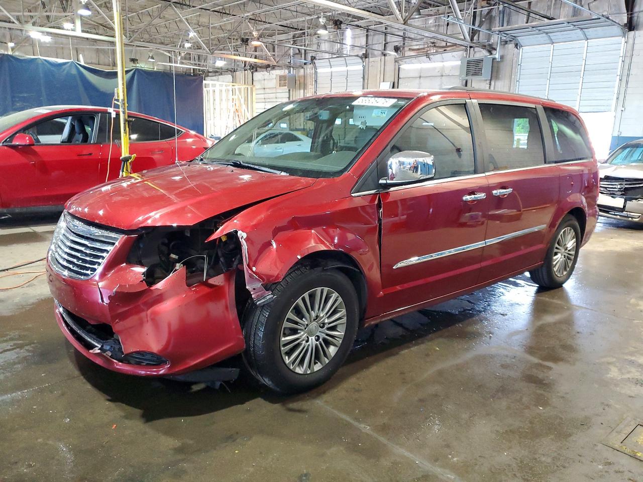 2013 Chrysler Town & Country Touring L Red vin: 2C4RC1CG9DR531500