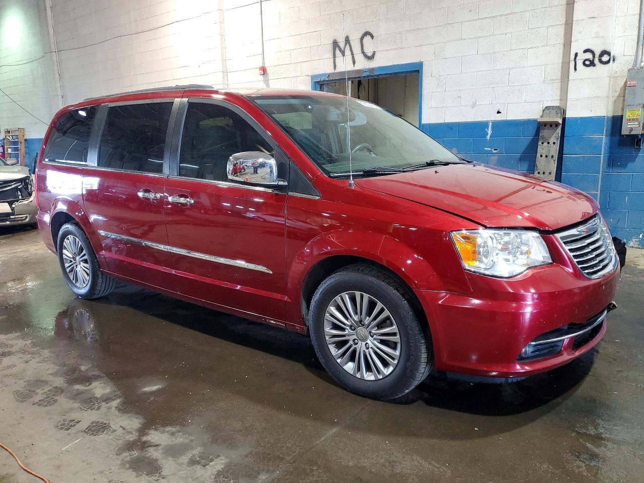 2013 Chrysler Town & Country Touring L Red vin: 2C4RC1CG9DR531500