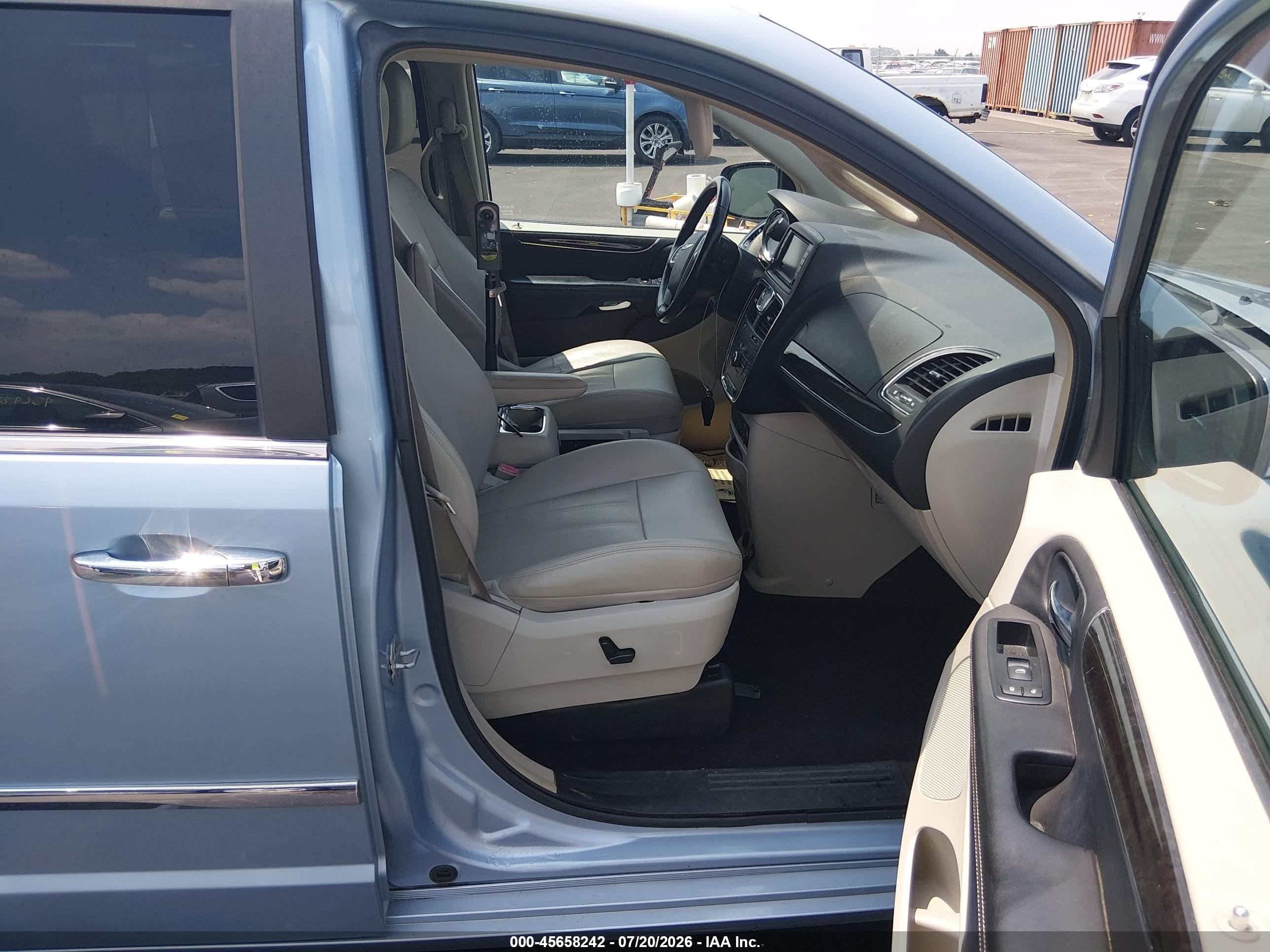 2013 Chrysler Town & Country Touring-l Blue vin: 2C4RC1CG9DR570720