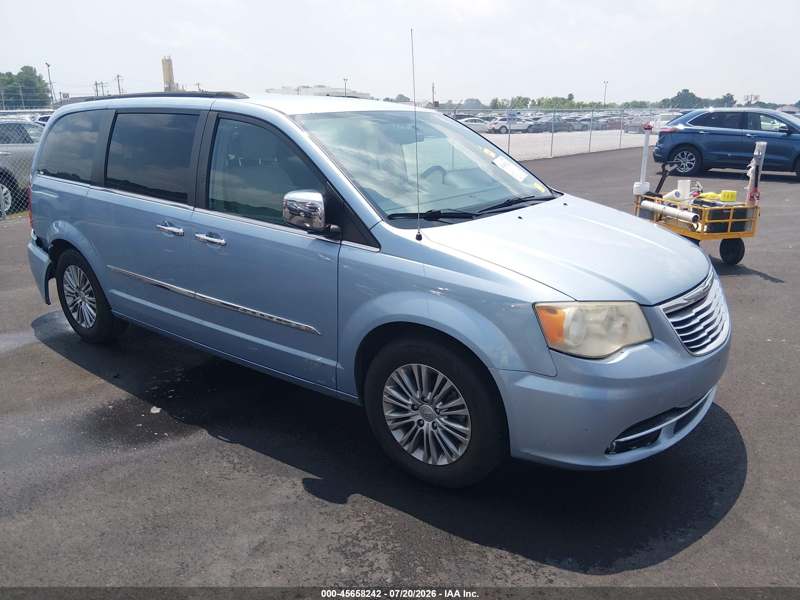 2013 Chrysler Town & Country Touring-l Blue vin: 2C4RC1CG9DR570720