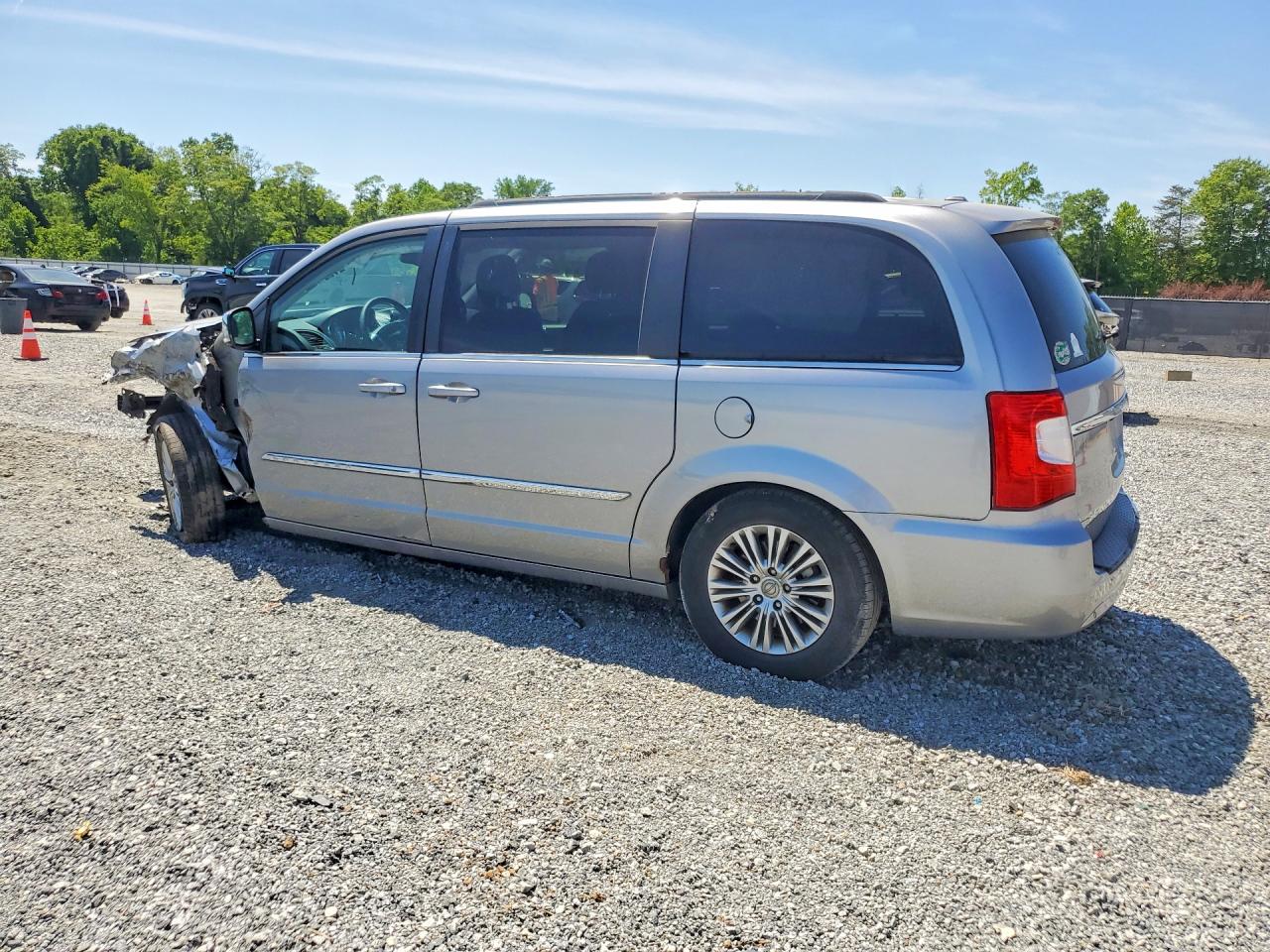 2013 Chrysler Town & Country Touring L Silver vin: 2C4RC1CG9DR664306