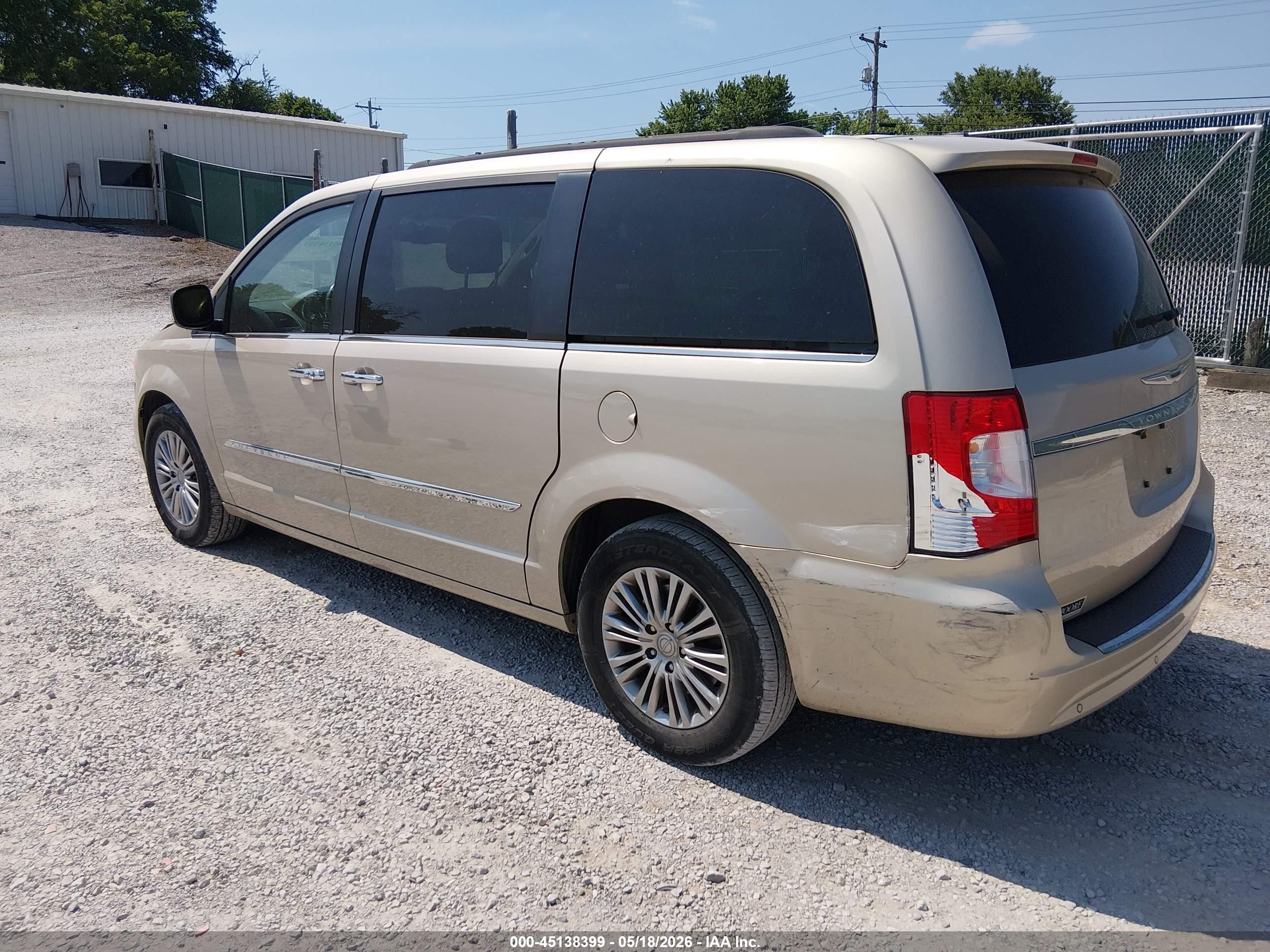 2013 Chrysler Town & Country Touring-l Beige vin: 2C4RC1CG9DR777155