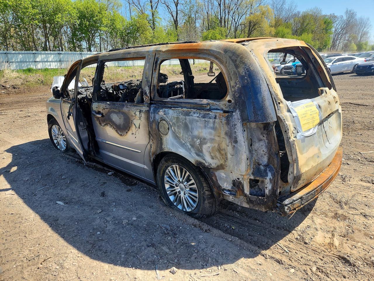 2014 Chrysler Town & Country Touring L Burn vin: 2C4RC1CG9ER111673