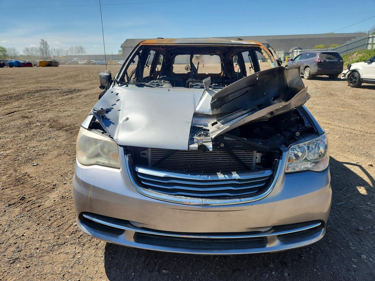 2014 Chrysler Town & Country Touring L Burn vin: 2C4RC1CG9ER111673