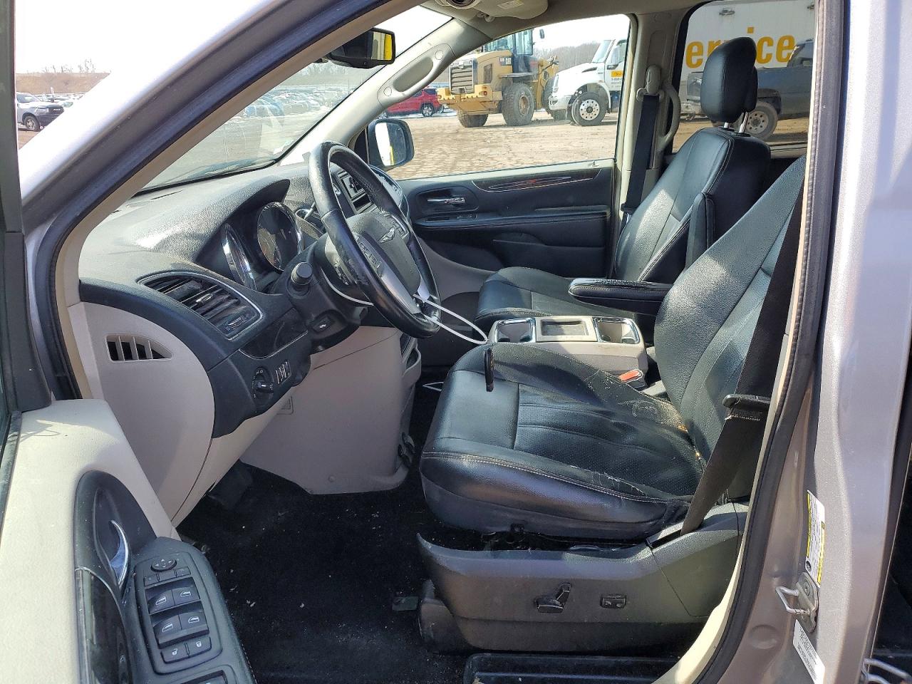 2014 Chrysler Town & Country Touring L Silver vin: 2C4RC1CG9ER133379