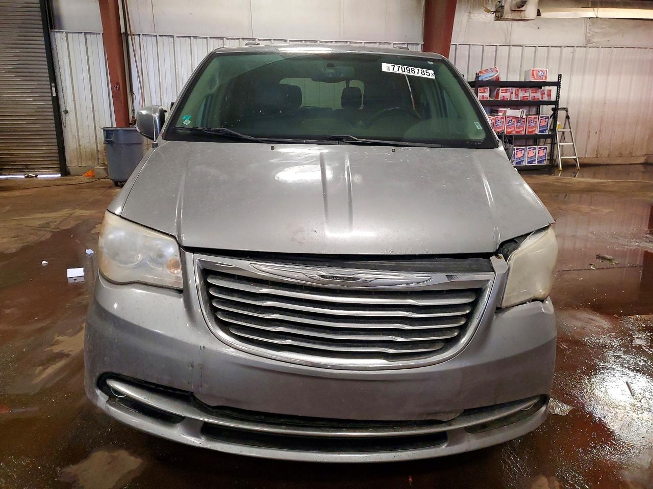 2014 Chrysler Town & Country Touring L Silver vin: 2C4RC1CG9ER133379