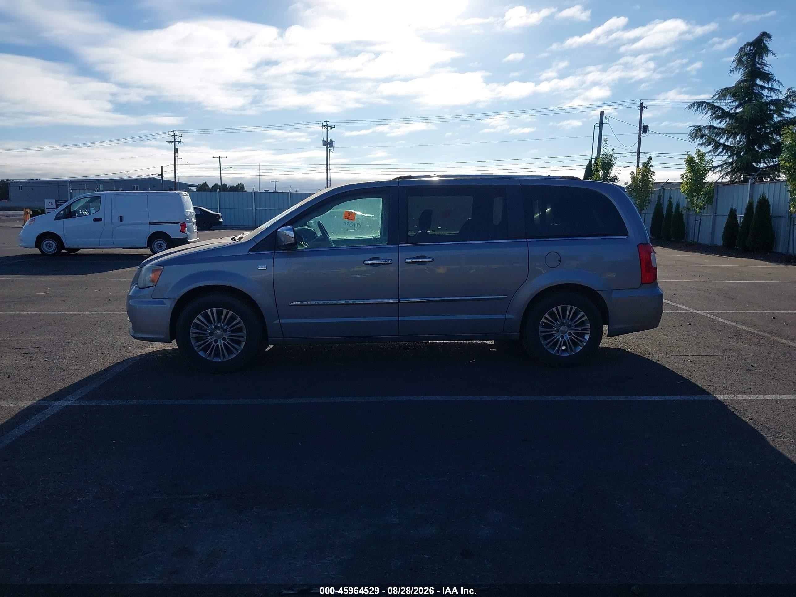 2014 Chrysler Town & Country Touring-l 30th Anniversary Серый vin: 2C4RC1CG9ER195963
