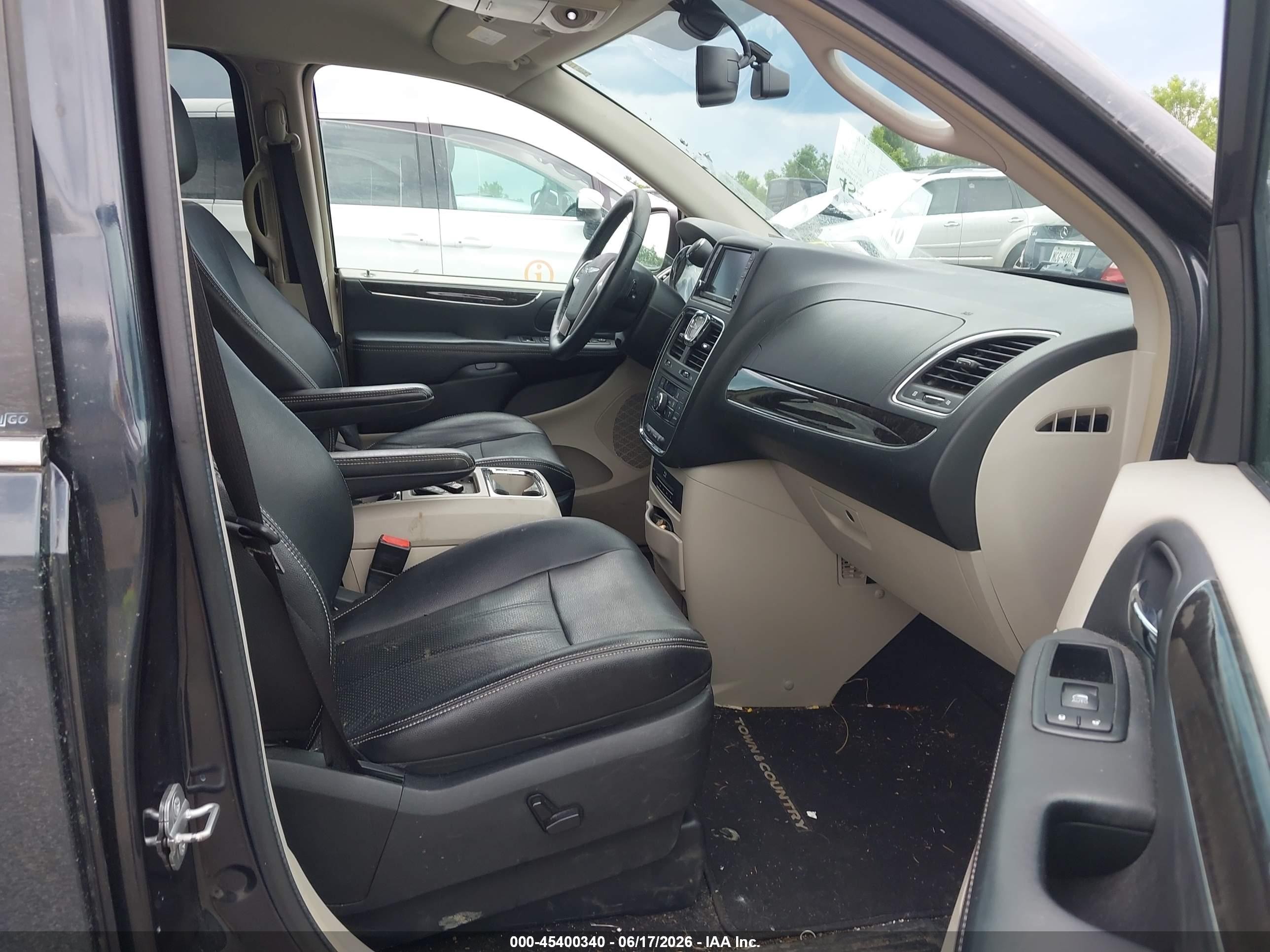 2014 Chrysler Town & Country Touring-l Black vin: 2C4RC1CG9ER232543