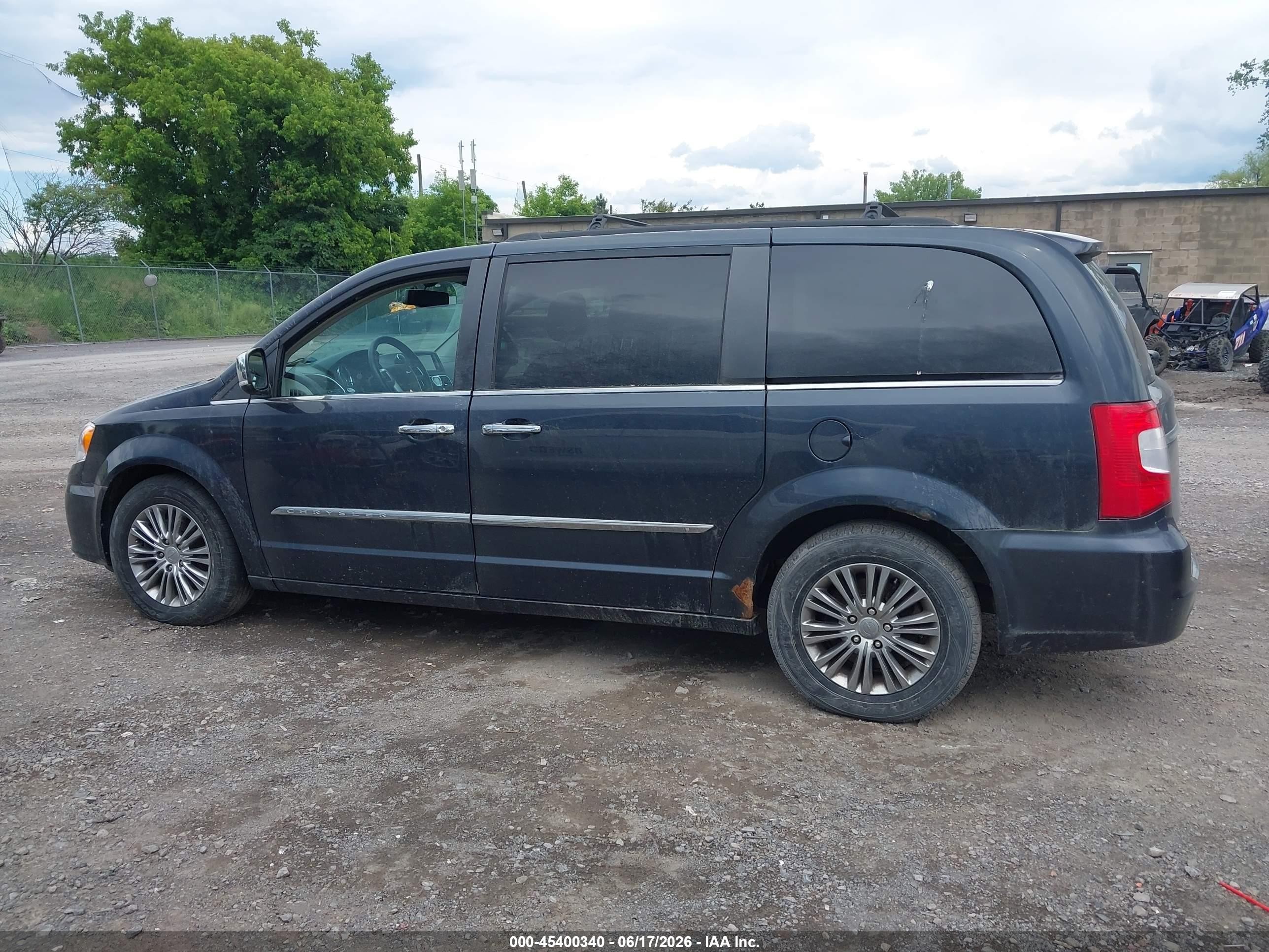 2014 Chrysler Town & Country Touring-l Black vin: 2C4RC1CG9ER232543