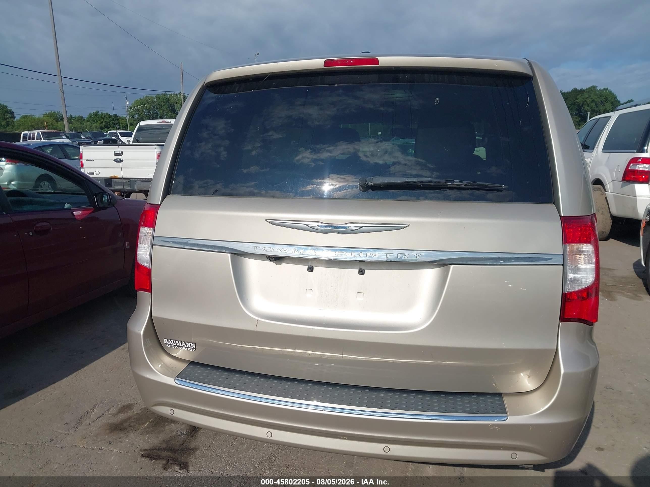 2014 Chrysler Town & Country Touring-l Gold vin: 2C4RC1CG9ER284982