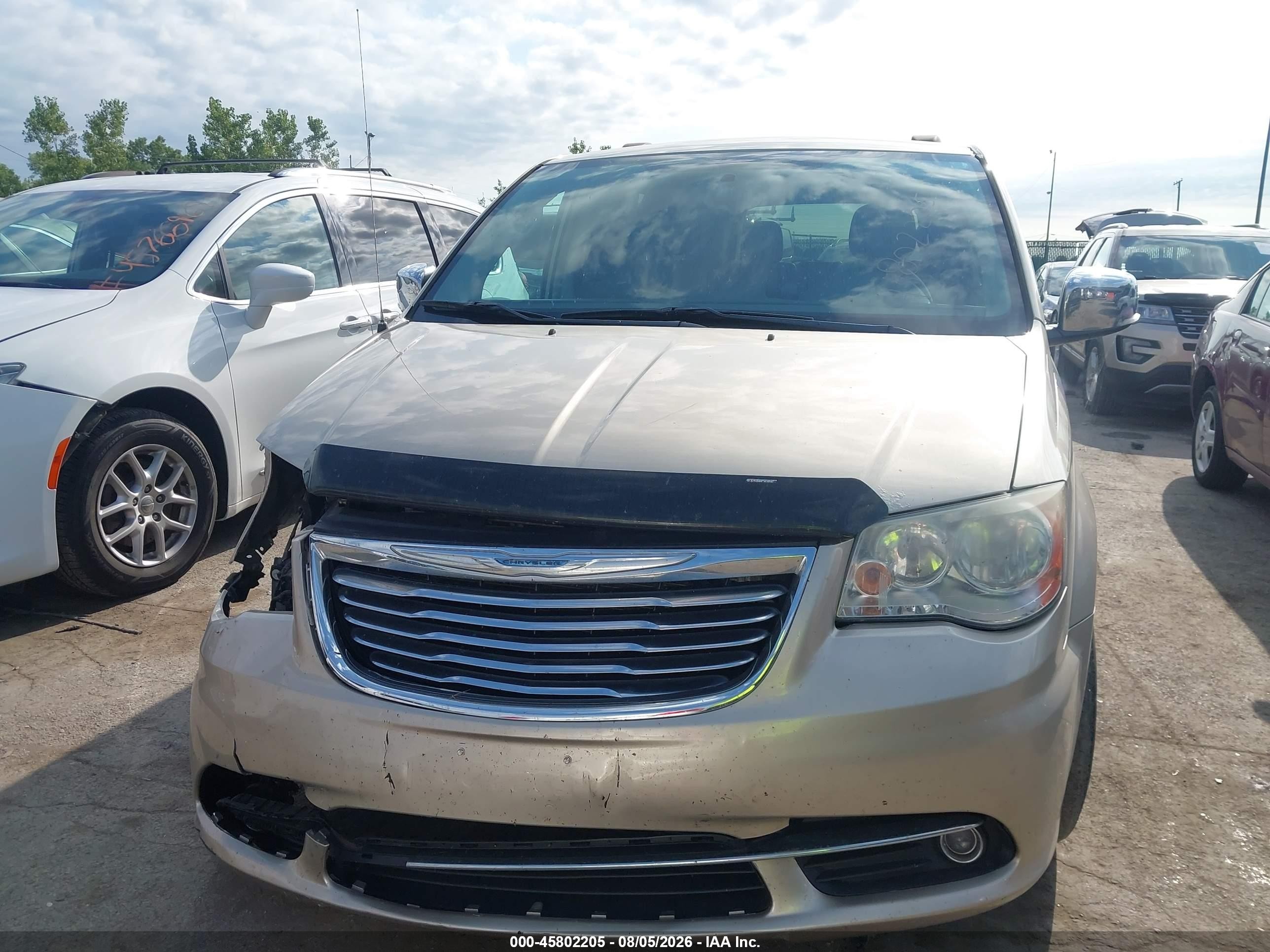 2014 Chrysler Town & Country Touring-l Gold vin: 2C4RC1CG9ER284982