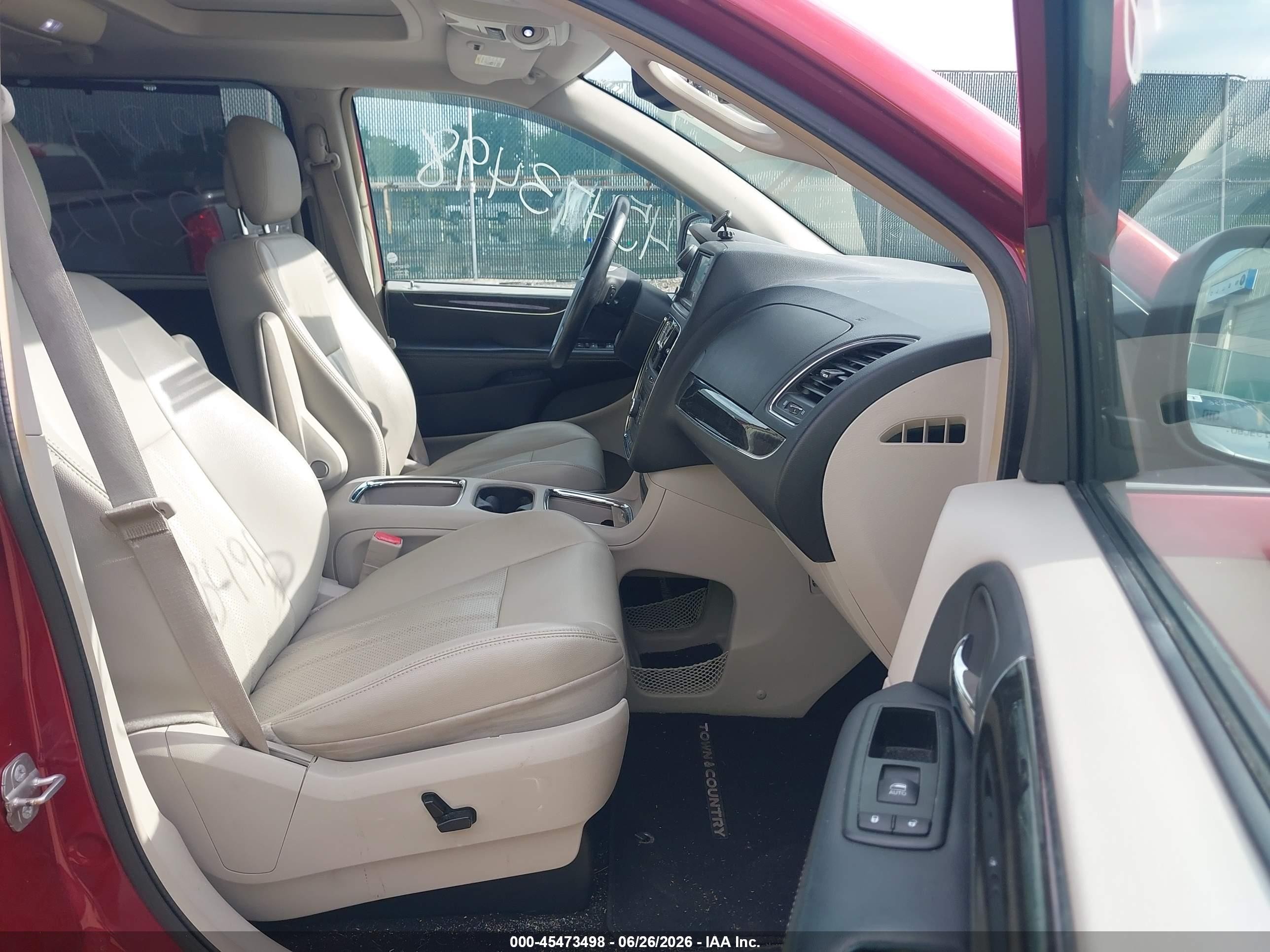 2014 Chrysler Town & Country Touring-l Красный vin: 2C4RC1CG9ER285775