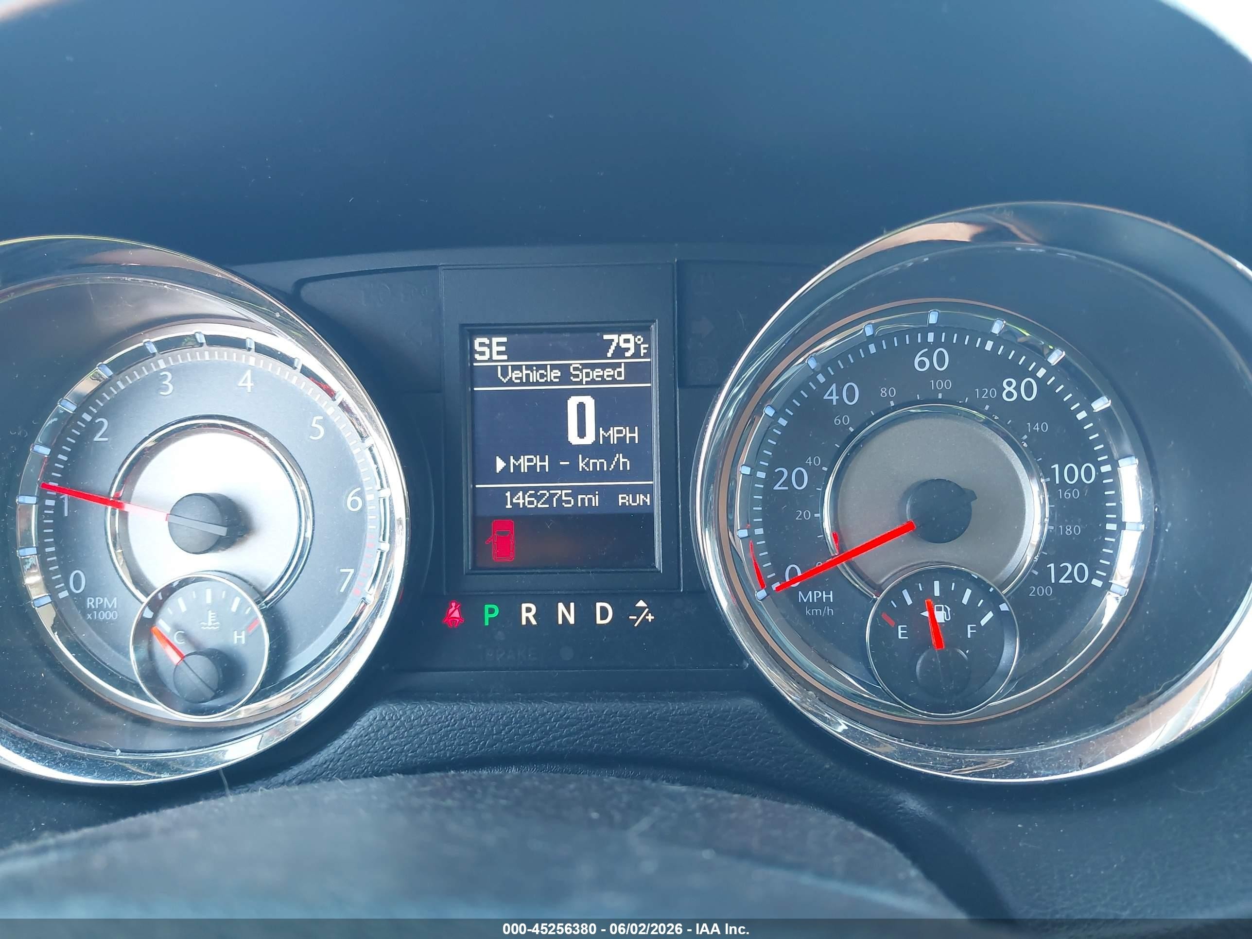 2014 Chrysler Town & Country Touring-l Red vin: 2C4RC1CG9ER413187