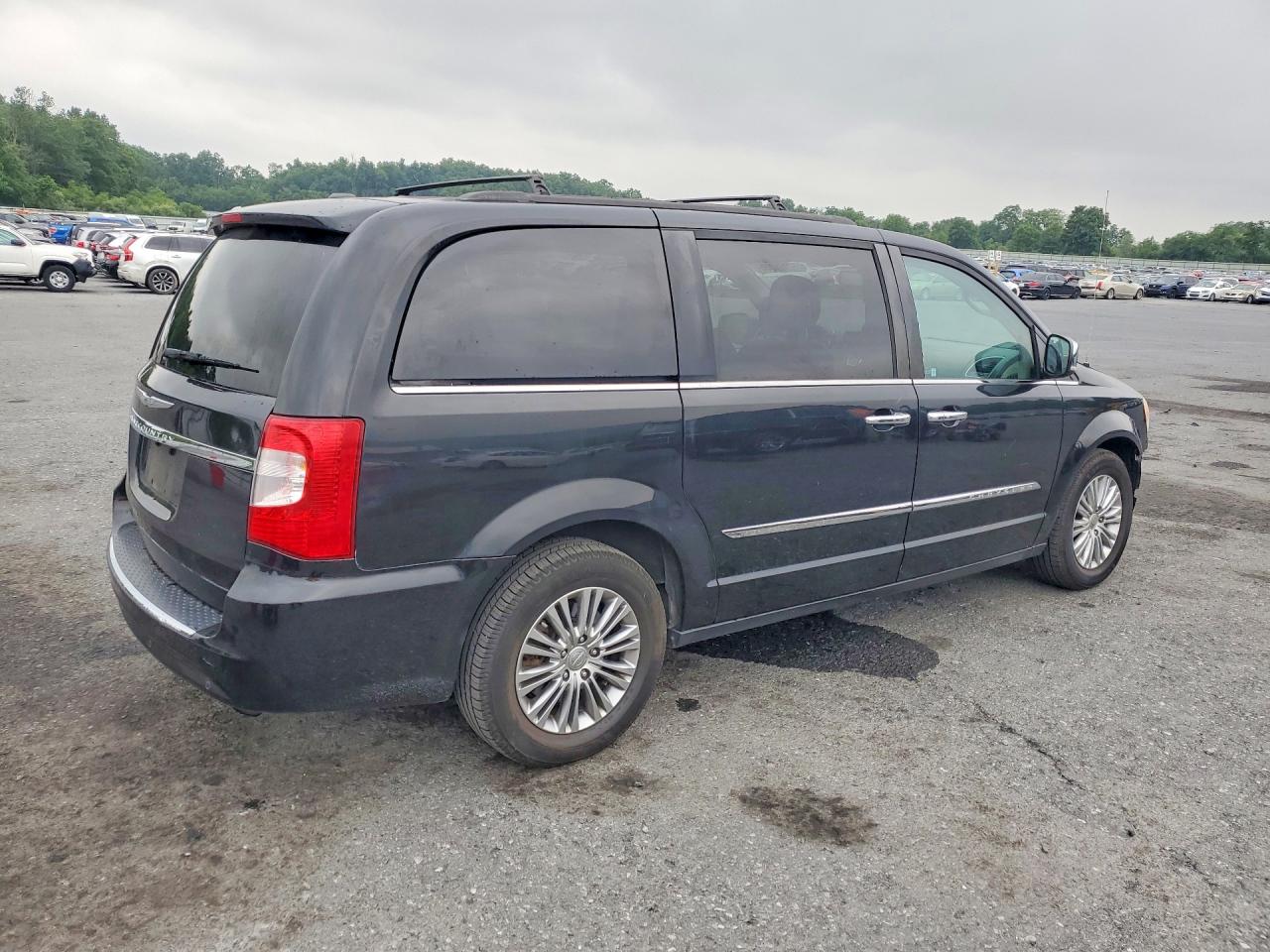 2014 Chrysler Town & Country Touring L Black vin: 2C4RC1CG9ER454645