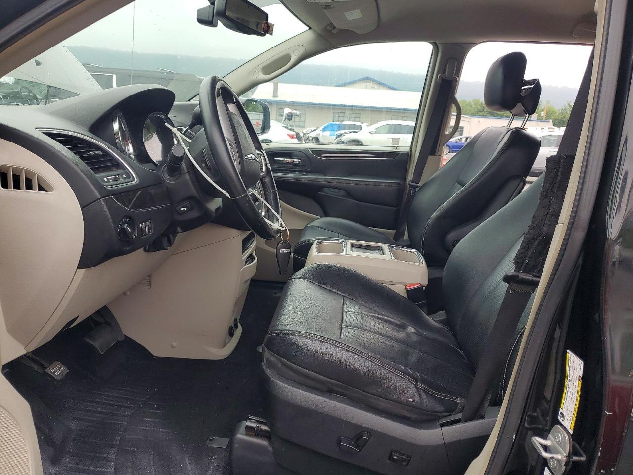 2014 Chrysler Town & Country Touring L Black vin: 2C4RC1CG9ER454645