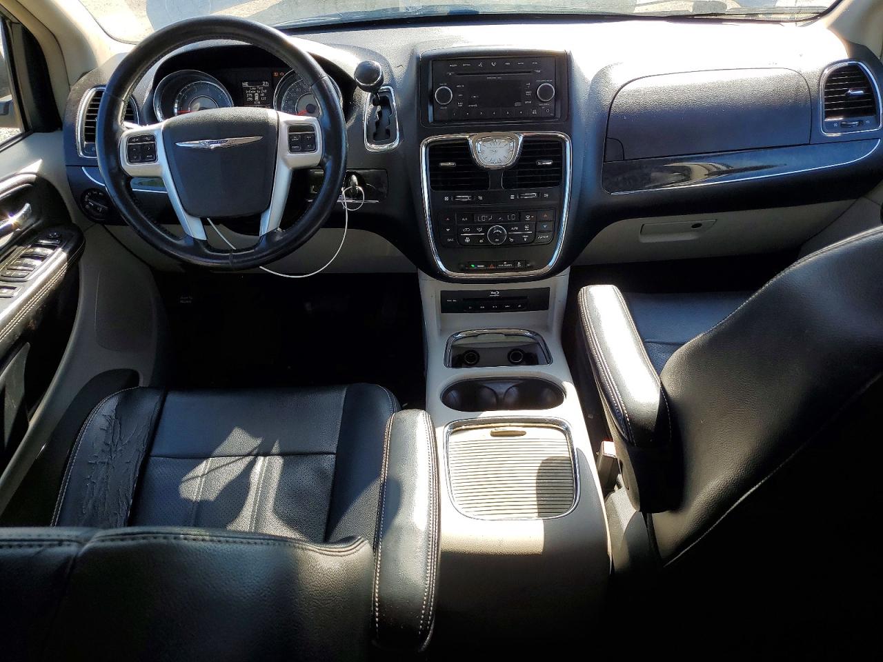 2014 Chrysler Town & Country Touring L Серебряный vin: 2C4RC1CG9ER461028