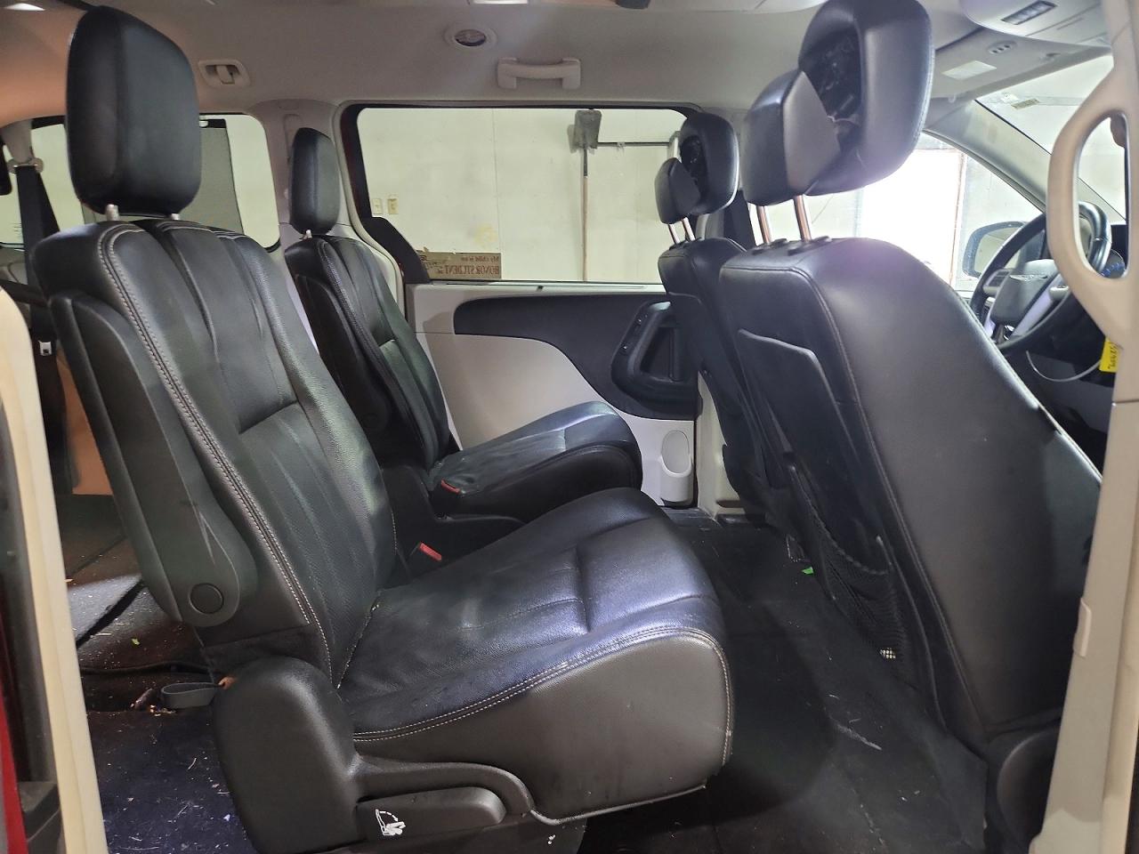 2015 Chrysler Town & Country Touring L Бордовый vin: 2C4RC1CG9FR562040