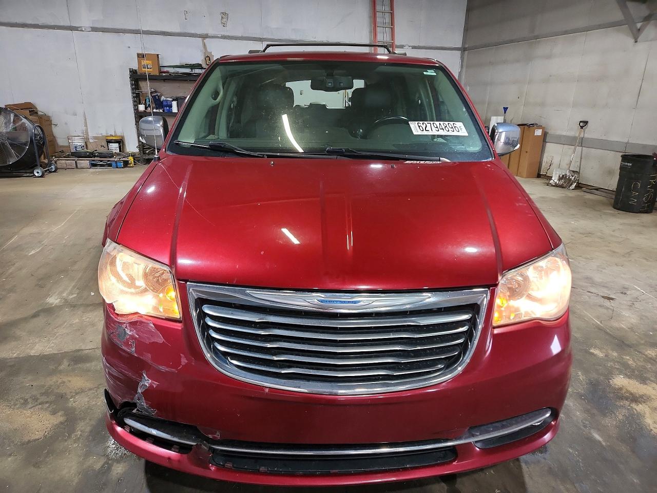 2015 Chrysler Town & Country Touring L Бордовый vin: 2C4RC1CG9FR562040