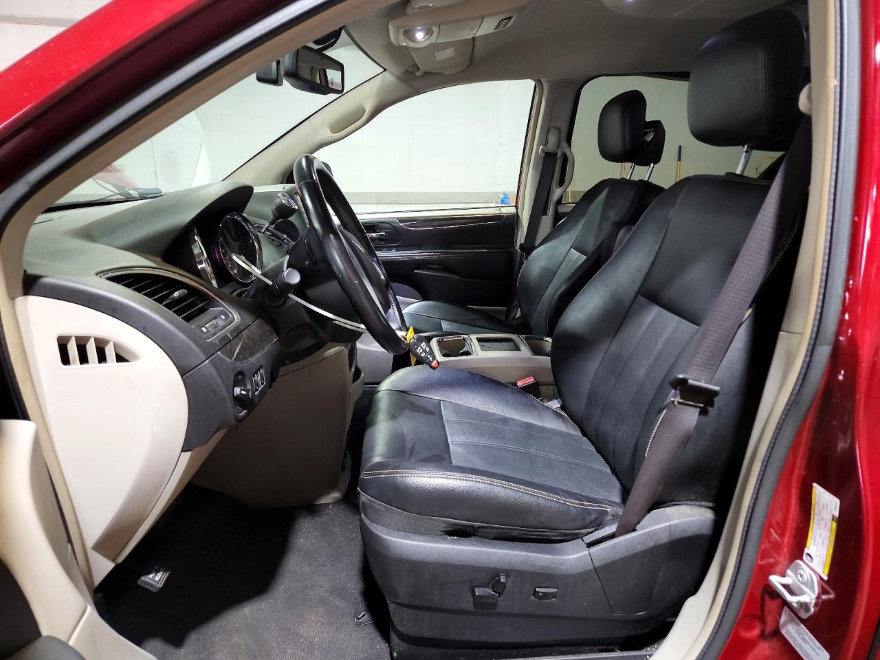 2015 Chrysler Town & Country Touring L Бордовый vin: 2C4RC1CG9FR562040