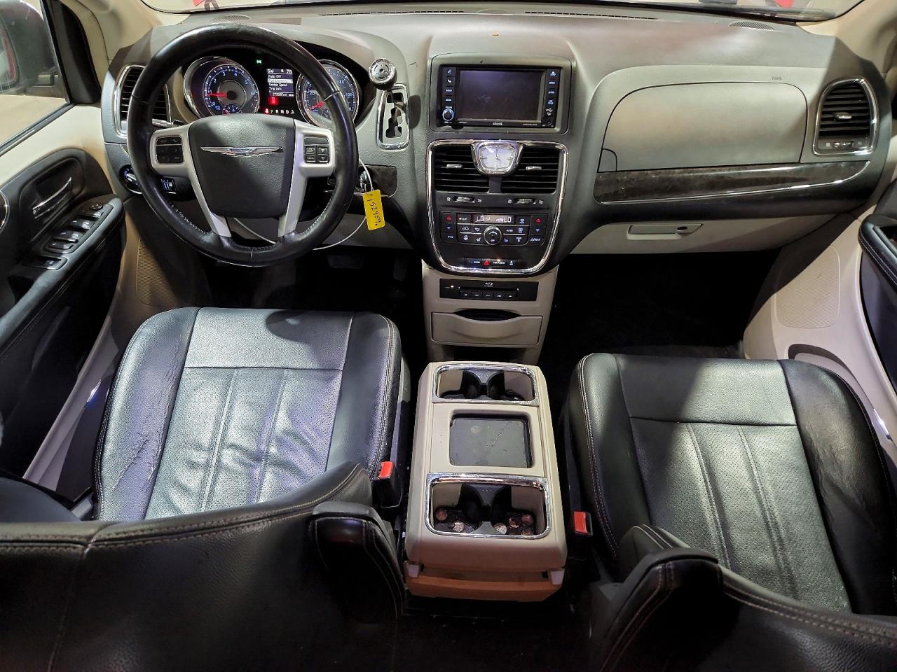 2015 Chrysler Town & Country Touring L Бордовый vin: 2C4RC1CG9FR562040