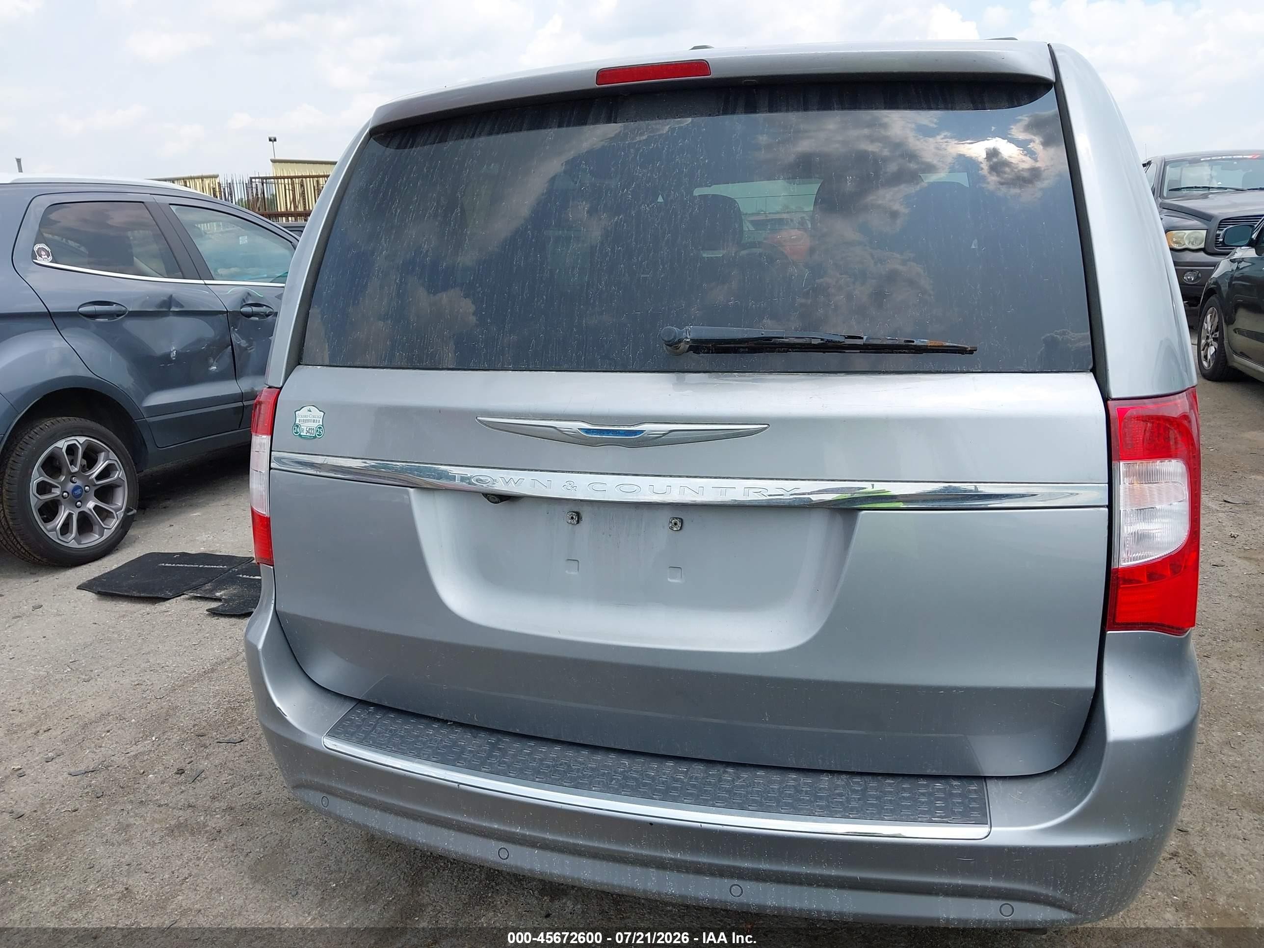 2015 Chrysler Town & Country Touring-l Silver vin: 2C4RC1CG9FR716987