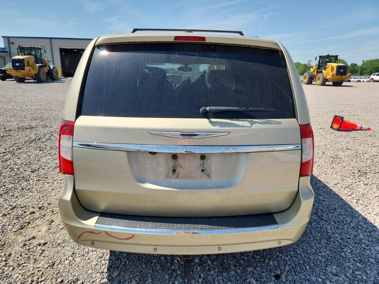 2012 Chrysler Town & Country Touring L Cream vin: 2C4RC1CGXCR146090