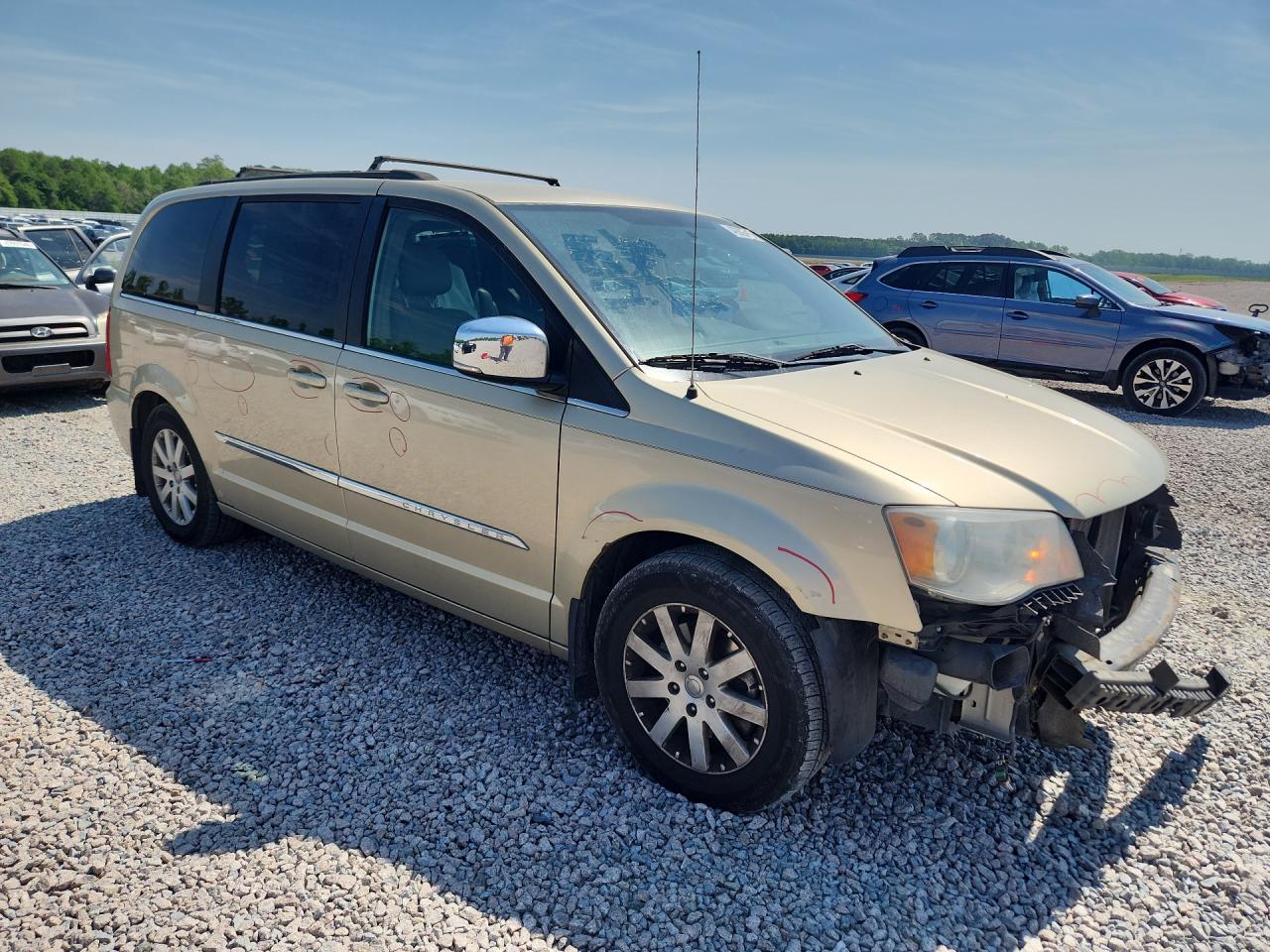 2012 Chrysler Town & Country Touring L Cream vin: 2C4RC1CGXCR146090