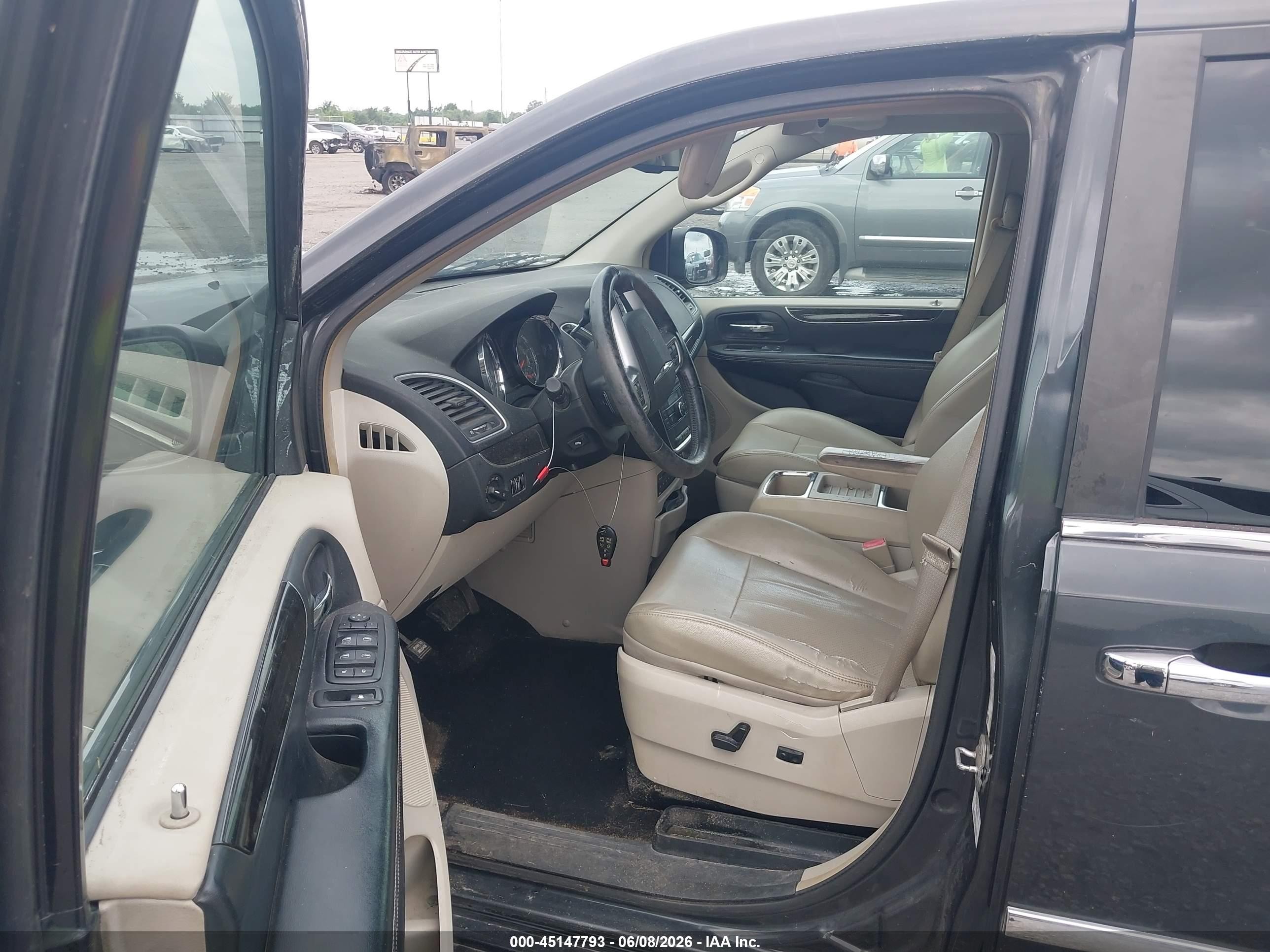 2012 Chrysler Town & Country Touring-l Gray vin: 2C4RC1CGXCR170700